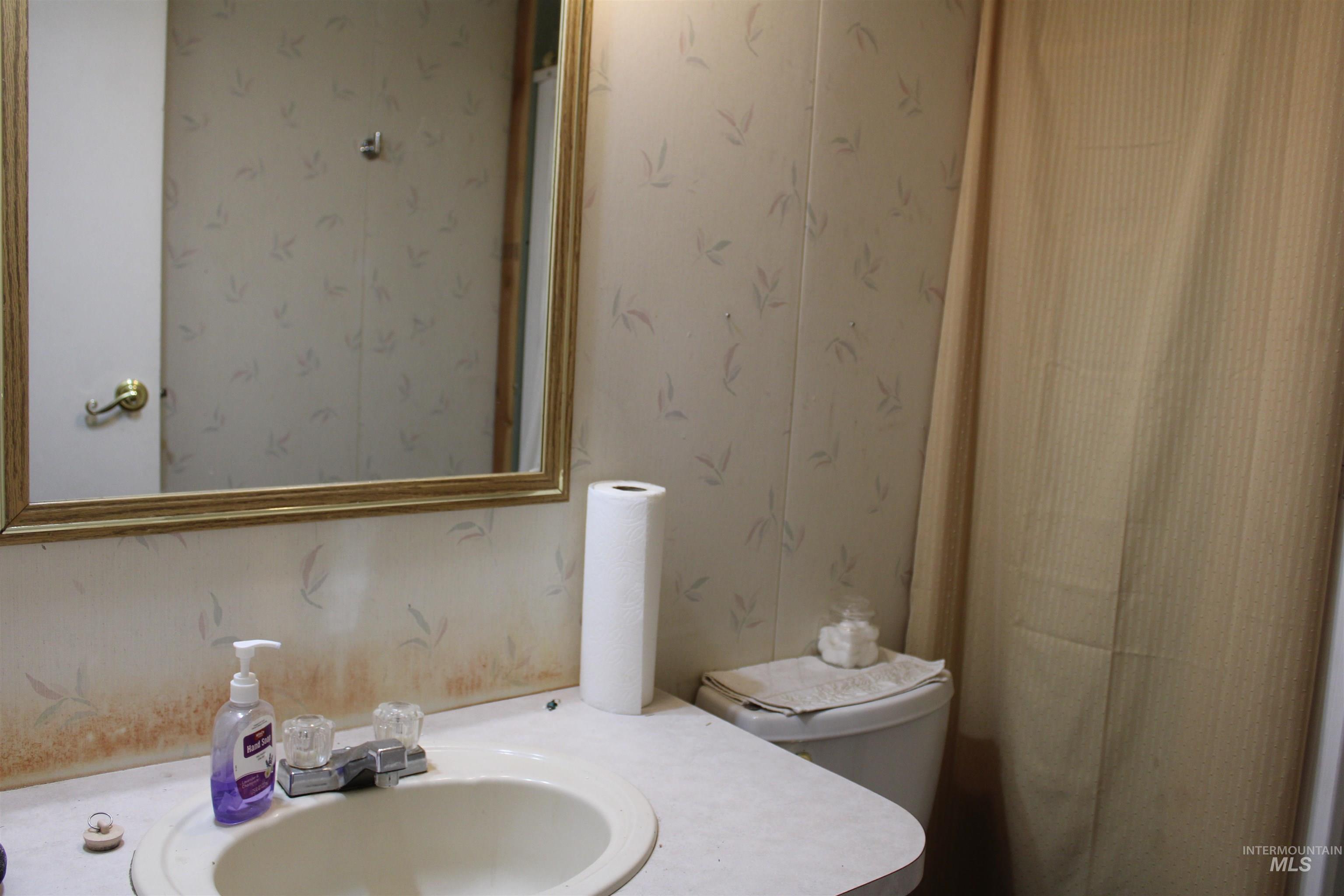 200 E Prairie Road Property Photo 16