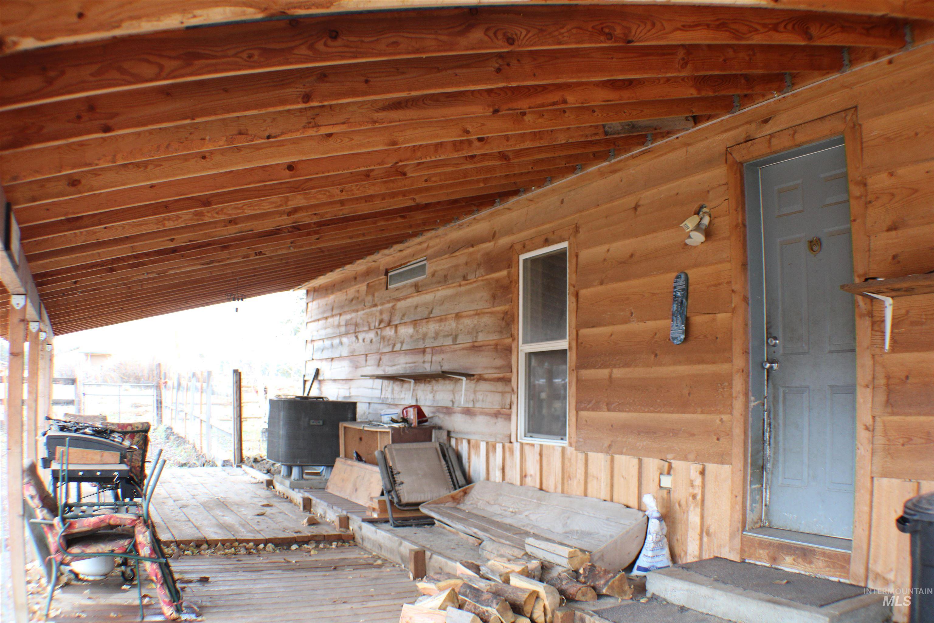 200 E Prairie Road Property Photo 23