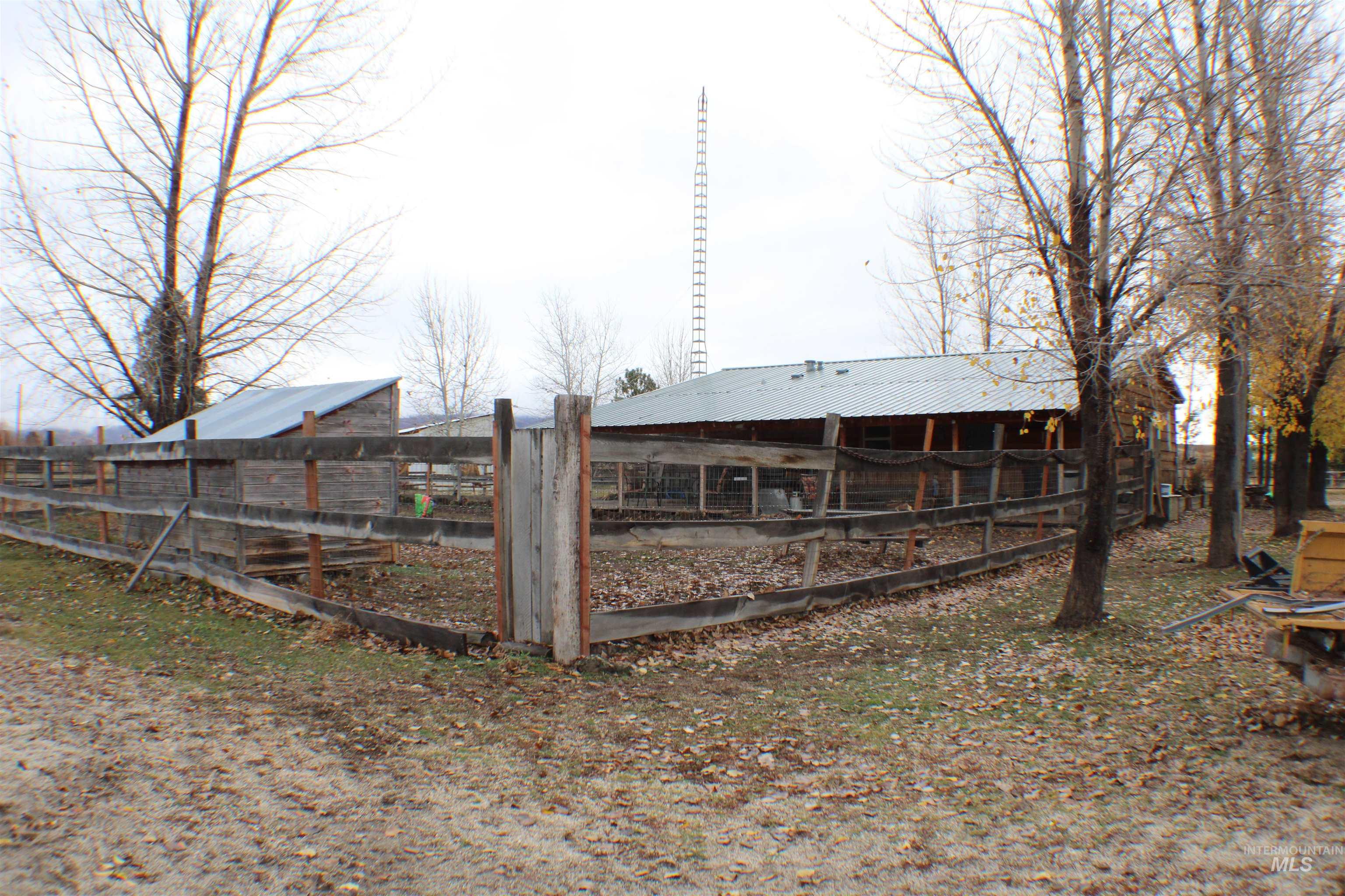 200 E Prairie Road Property Photo 27