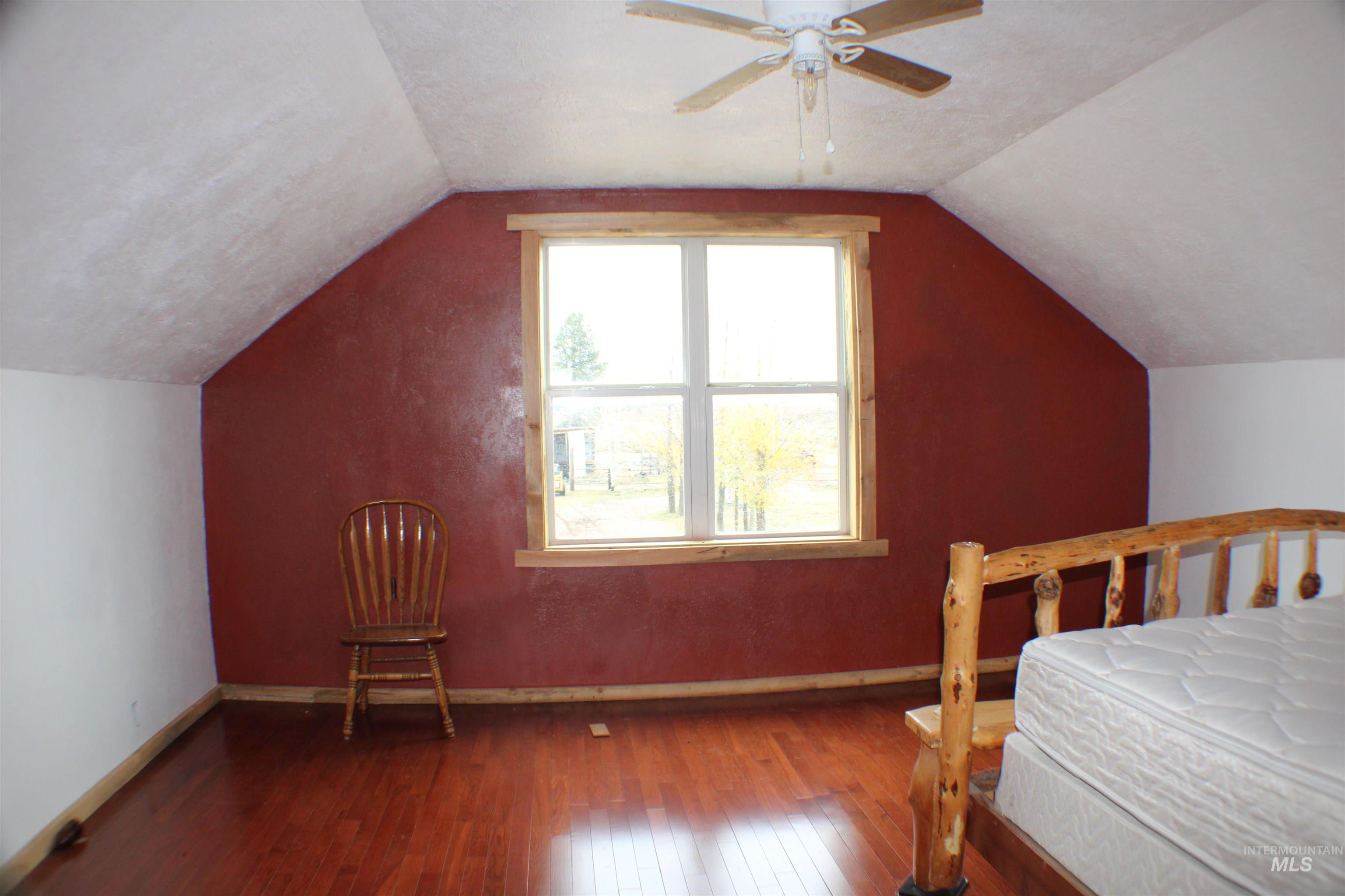 200 E Prairie Road Property Photo 35