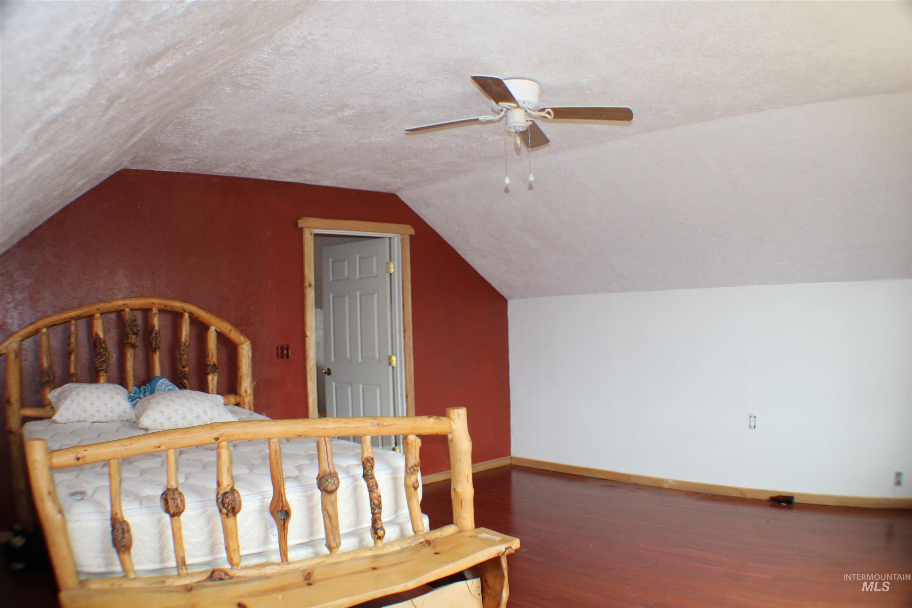 200 E Prairie Road Property Photo 36