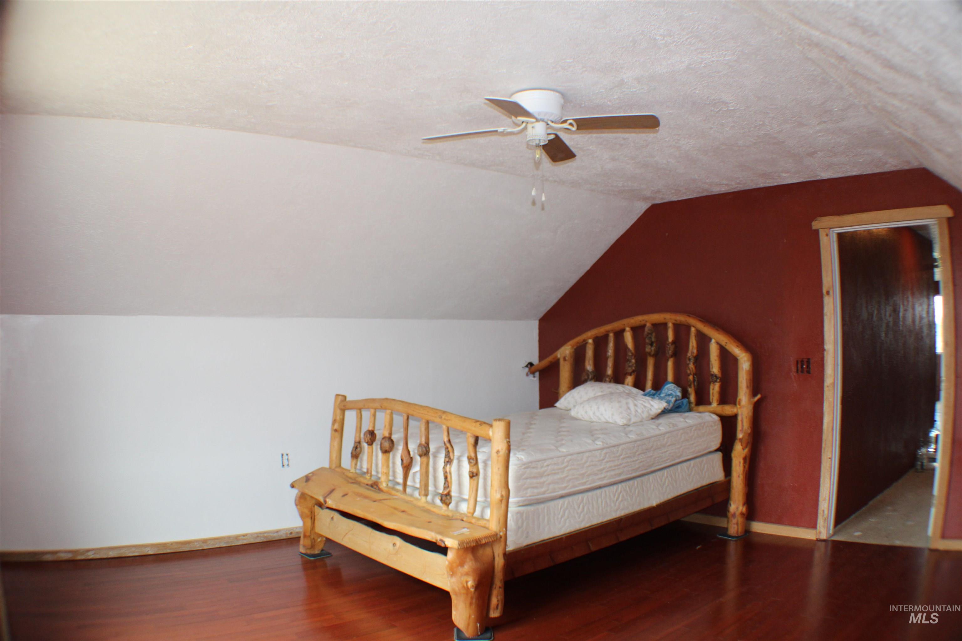 200 E Prairie Road Property Photo 37
