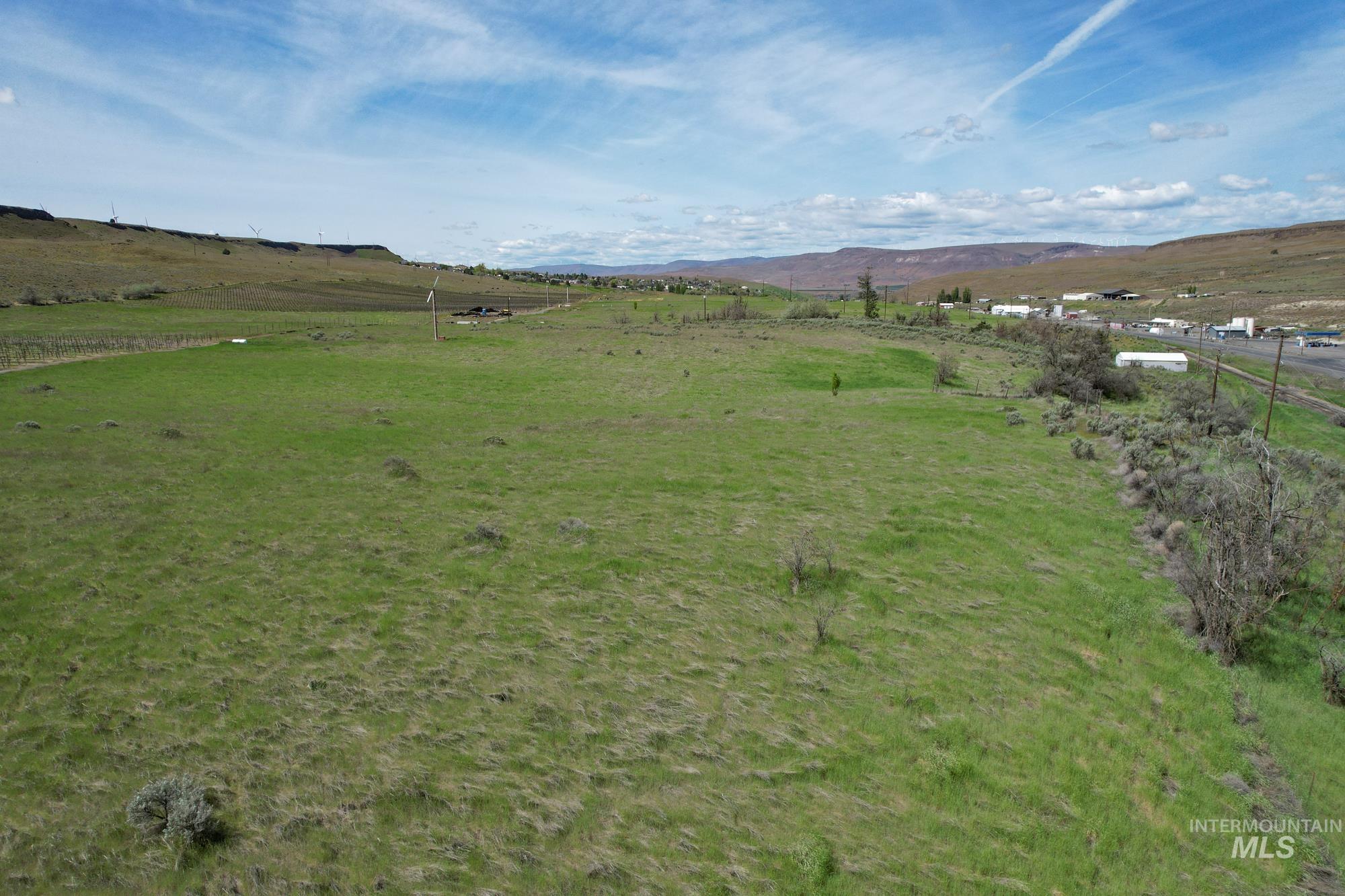 73809 Rattlesnake Road Property Photo 5