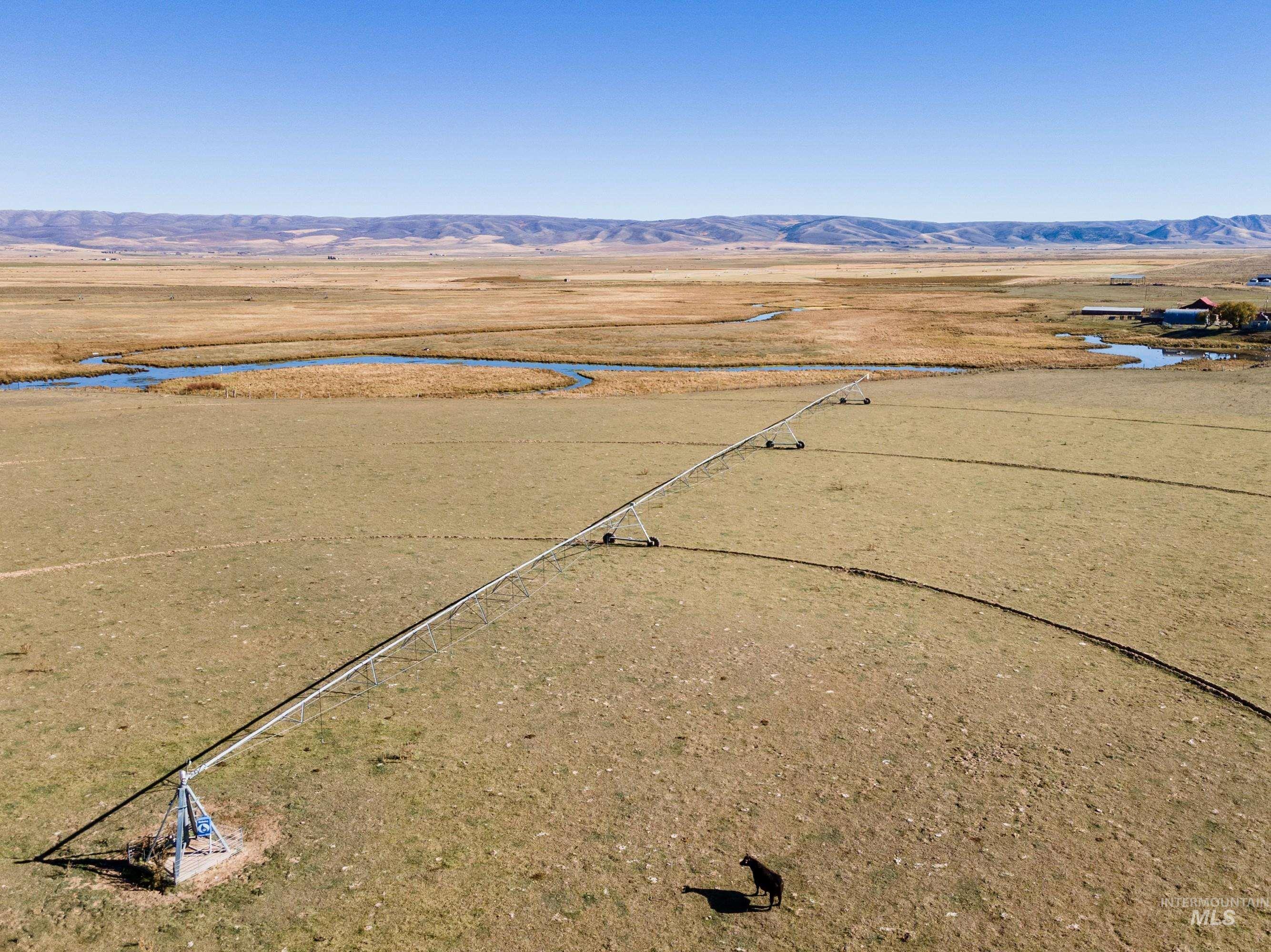 986 Rocky Ford Rd Property Photo 4
