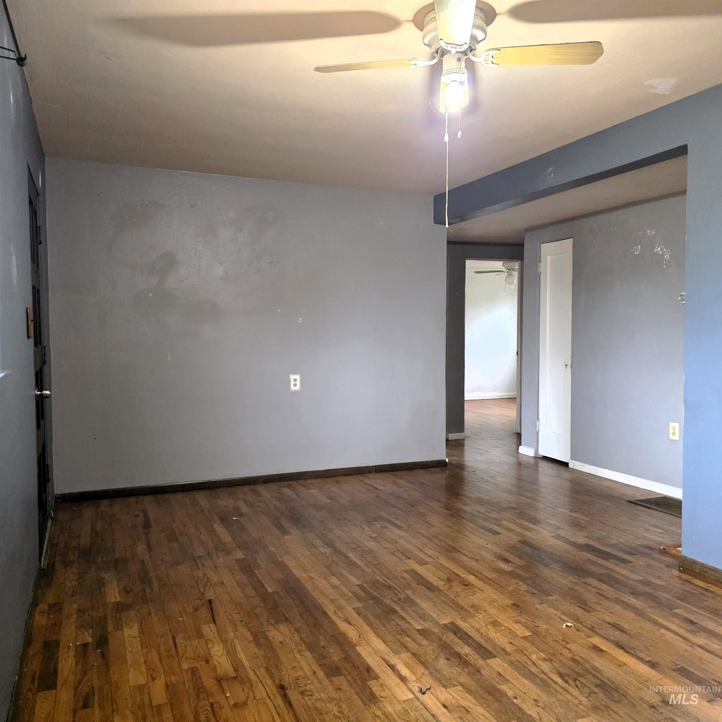 935 Preston Ave Property Photo 11