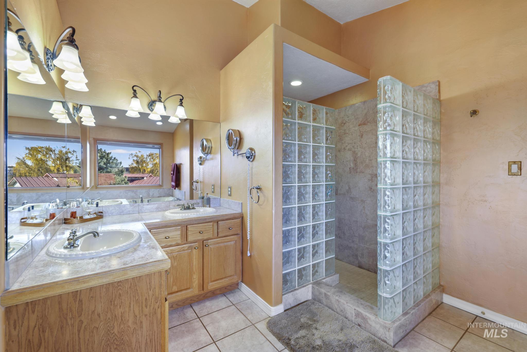 2224 E 4400 N Property Photo 38