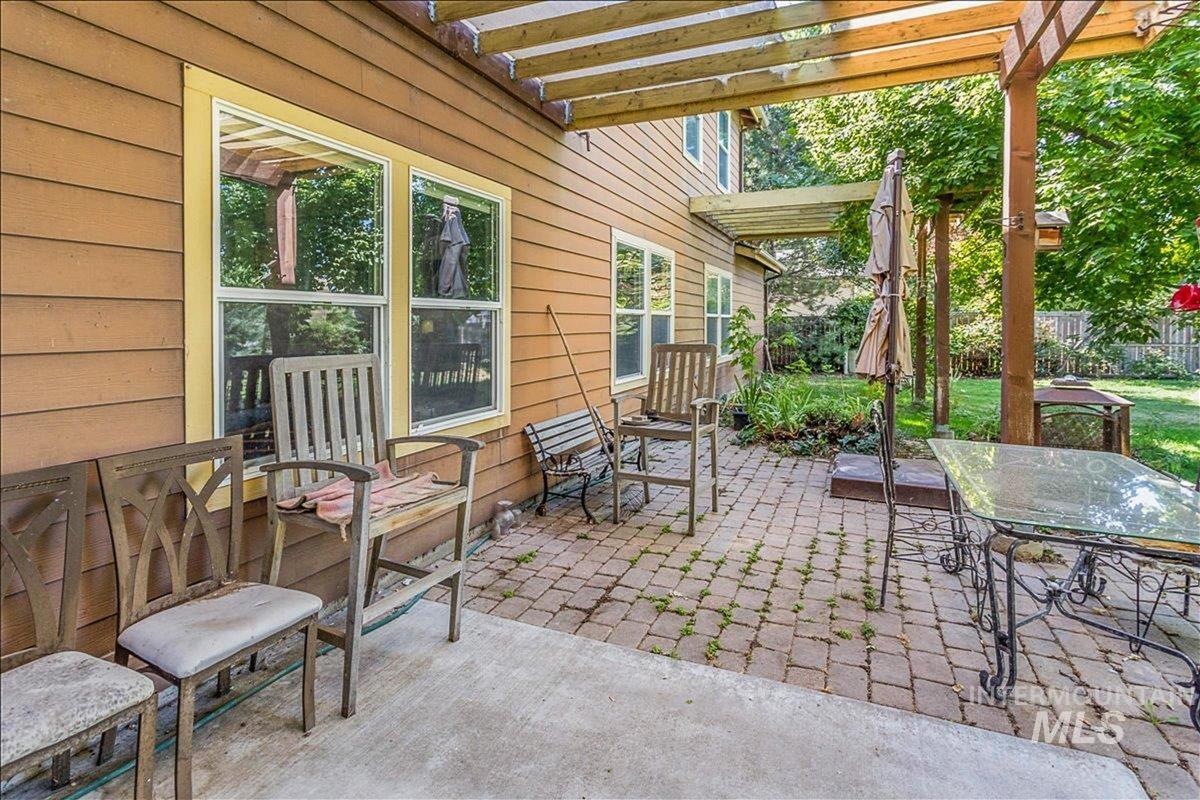 915 N Glen Aspen Property Photo 8