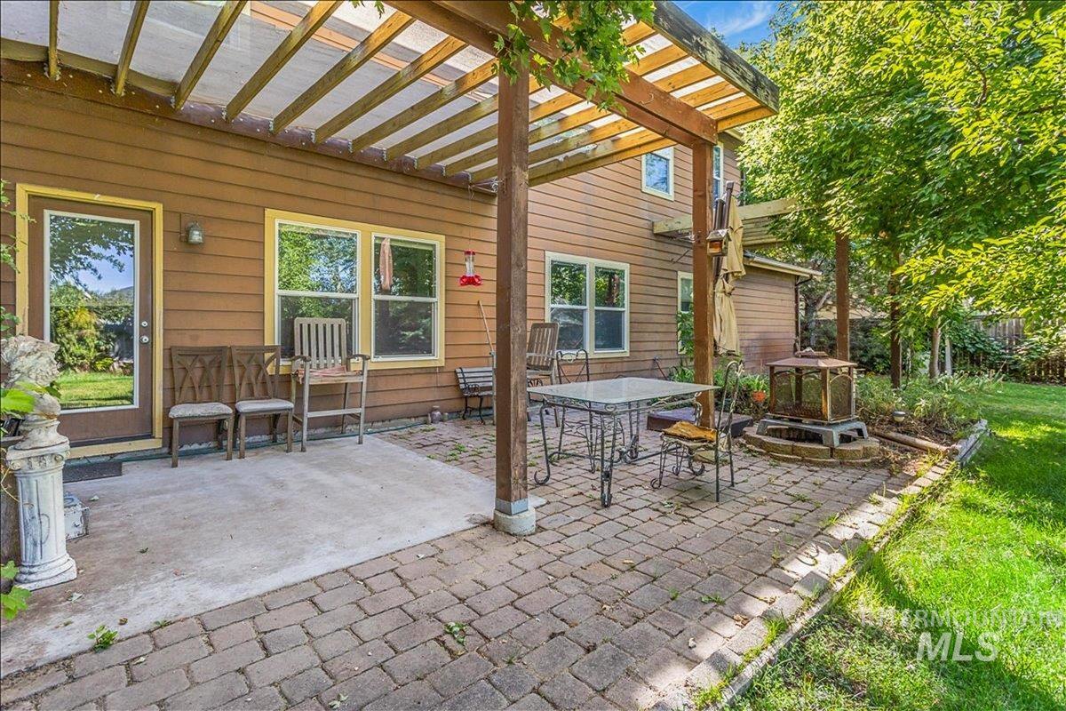 915 N Glen Aspen Property Photo 22