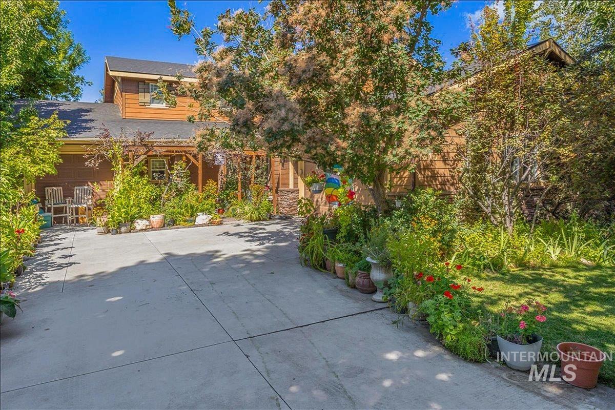 915 N Glen Aspen Property Photo 31
