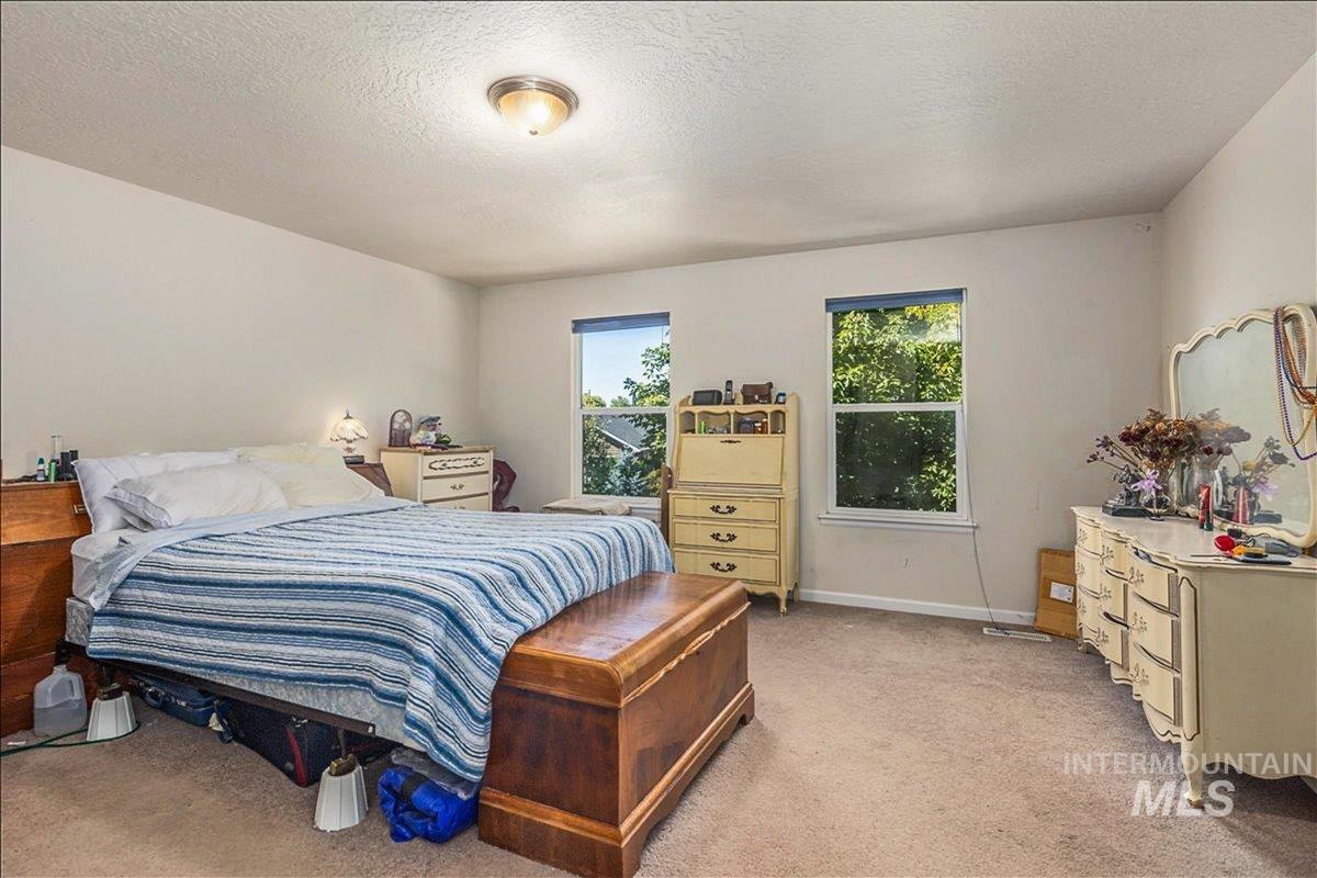 915 N Glen Aspen Property Photo 32