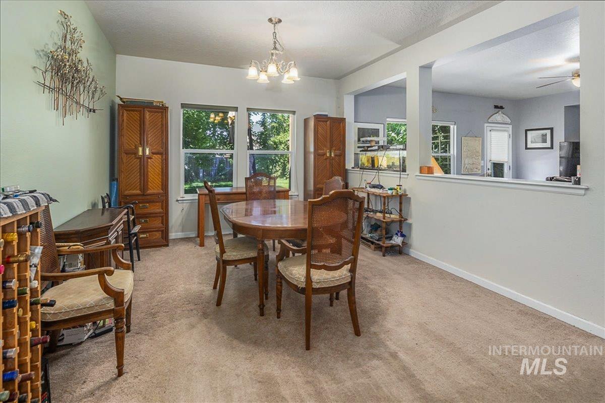 915 N Glen Aspen Property Photo 37