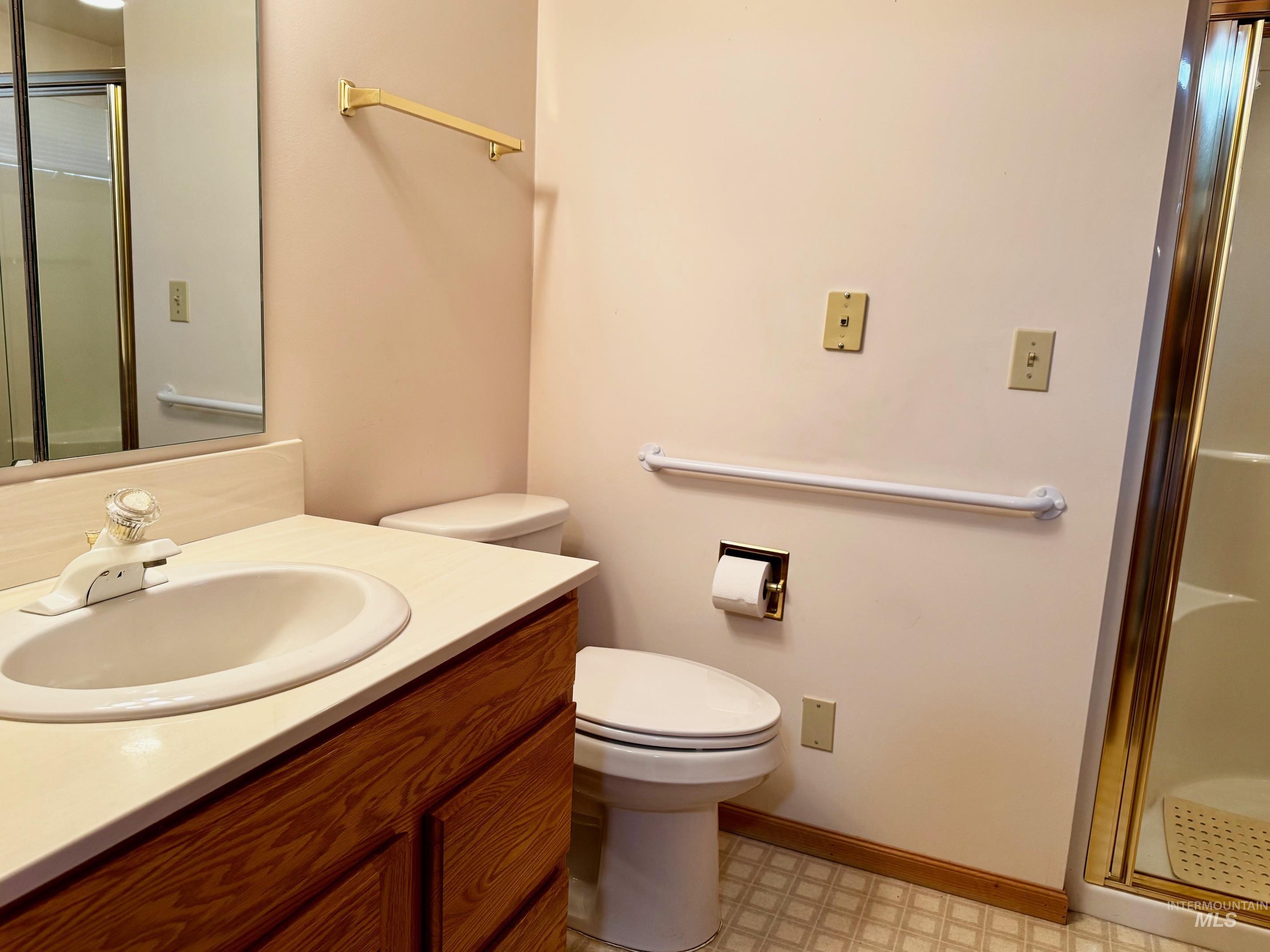 1142 Fairview Ave Property Photo 17