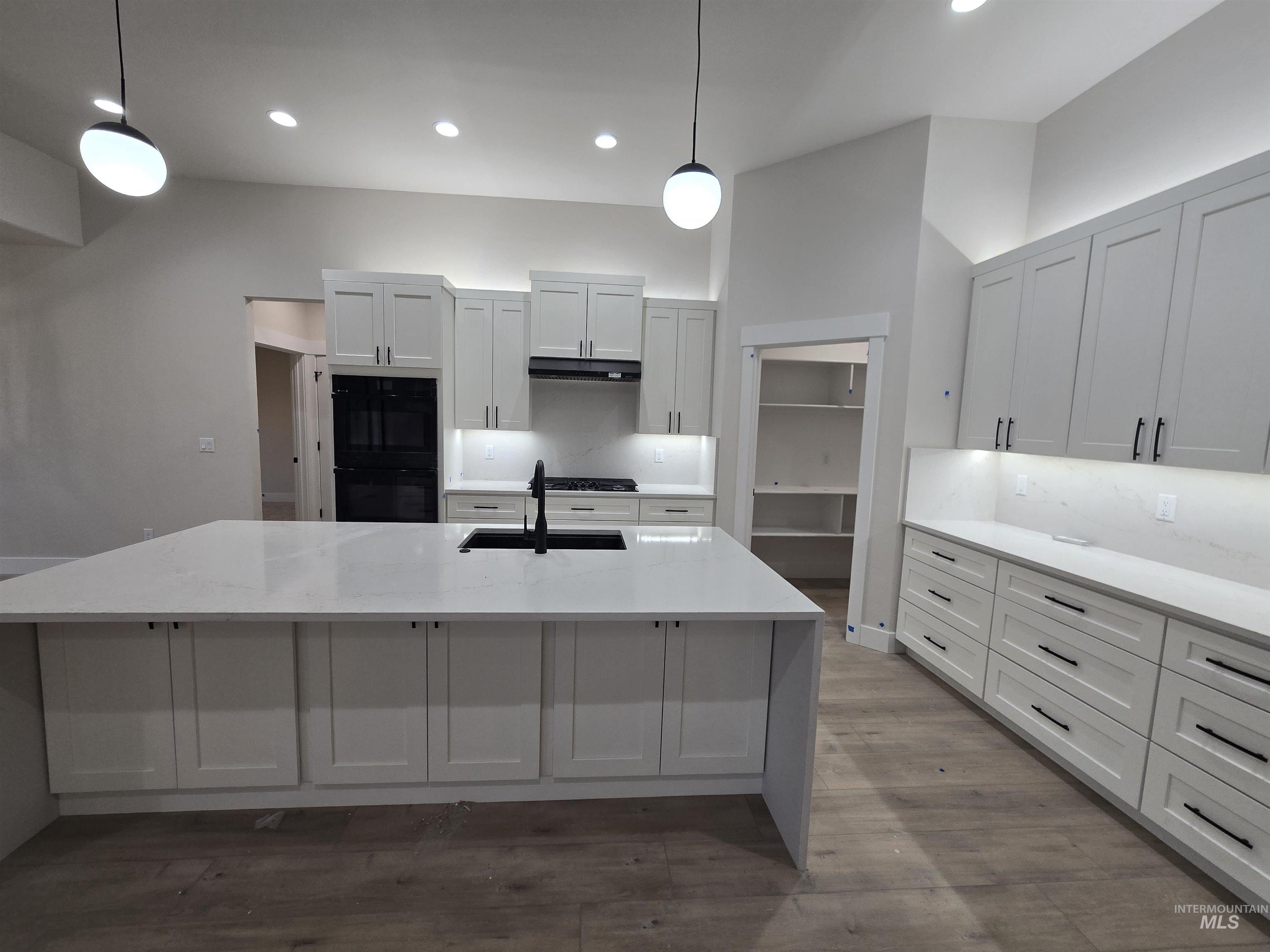 1509 Mountain View Drive Property Photo 9