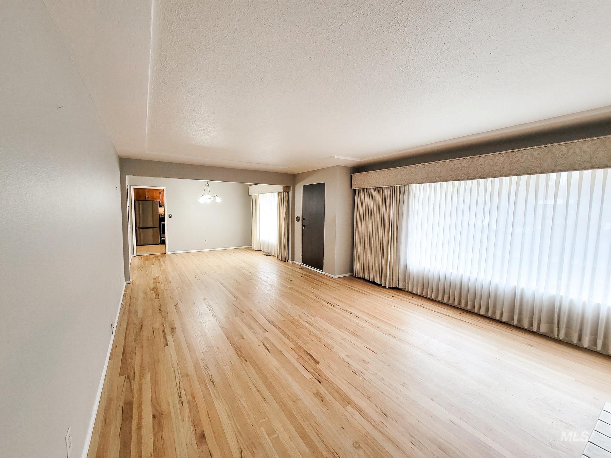 618 Highland Property Photo 6