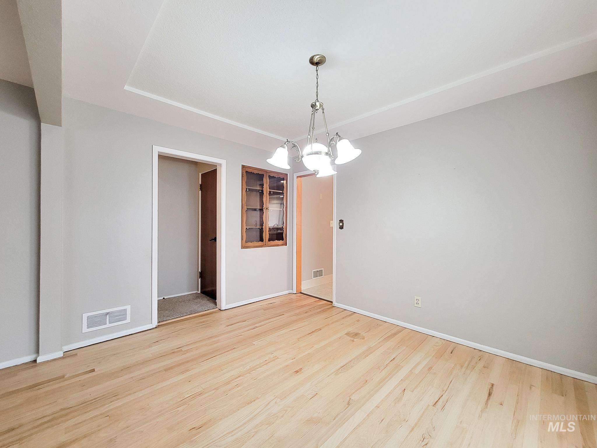 618 Highland Property Photo 12