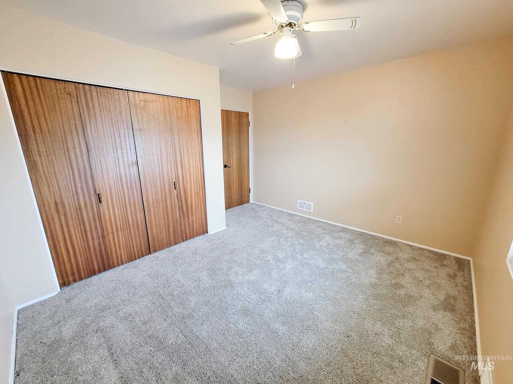 618 Highland Property Photo 18