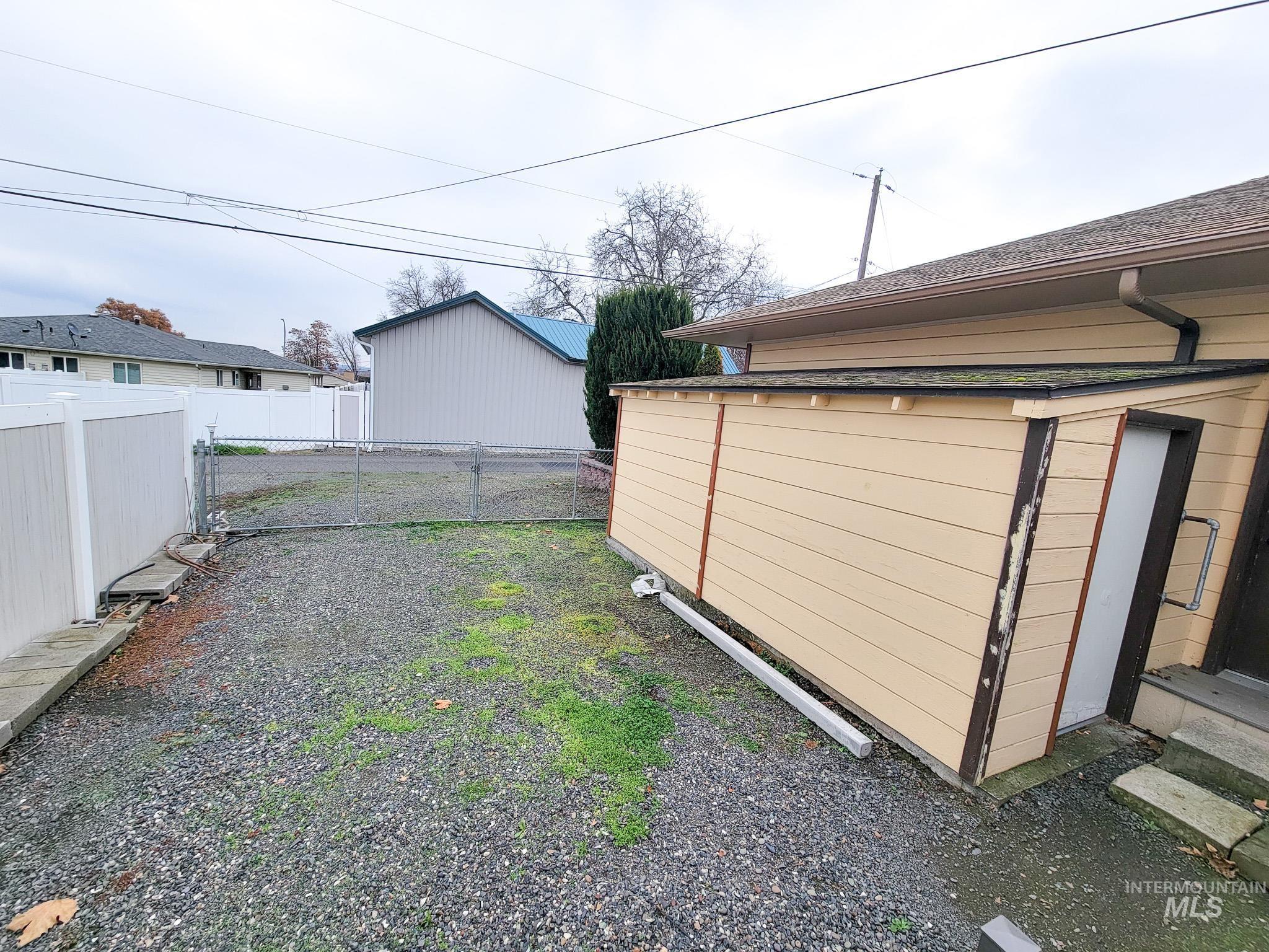 618 Highland Property Photo 31