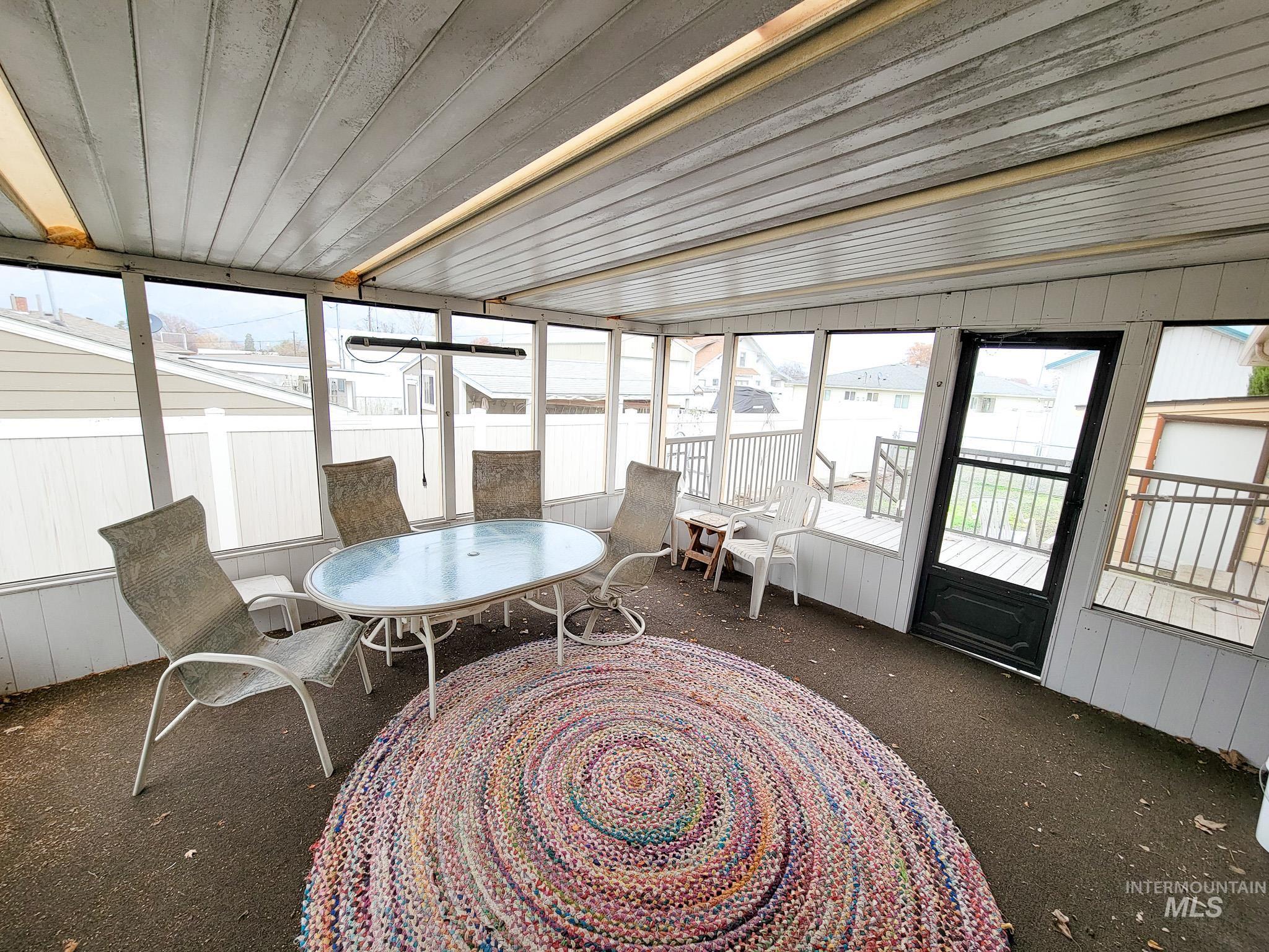 618 Highland Property Photo 34