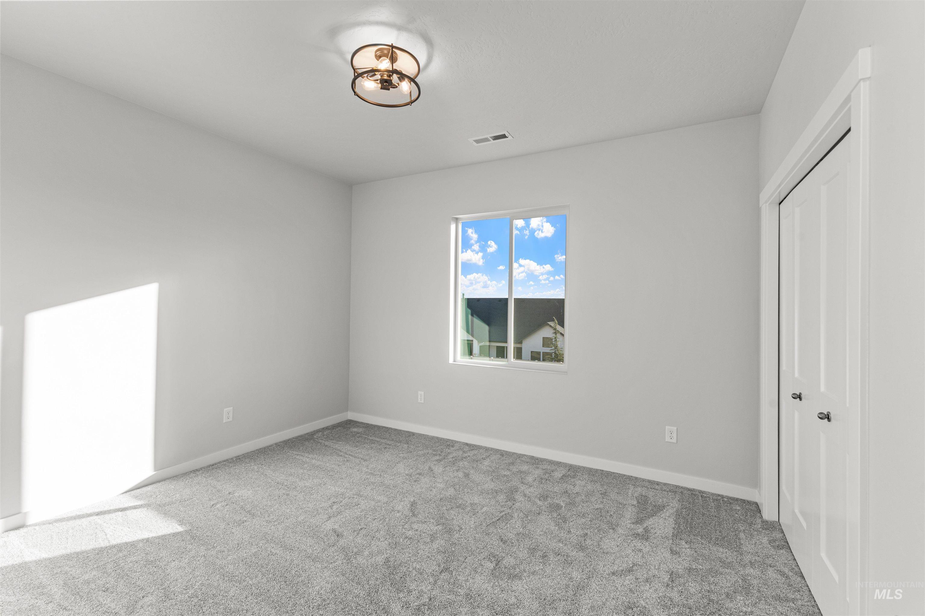 5503 W Yarnell St Property Photo 31