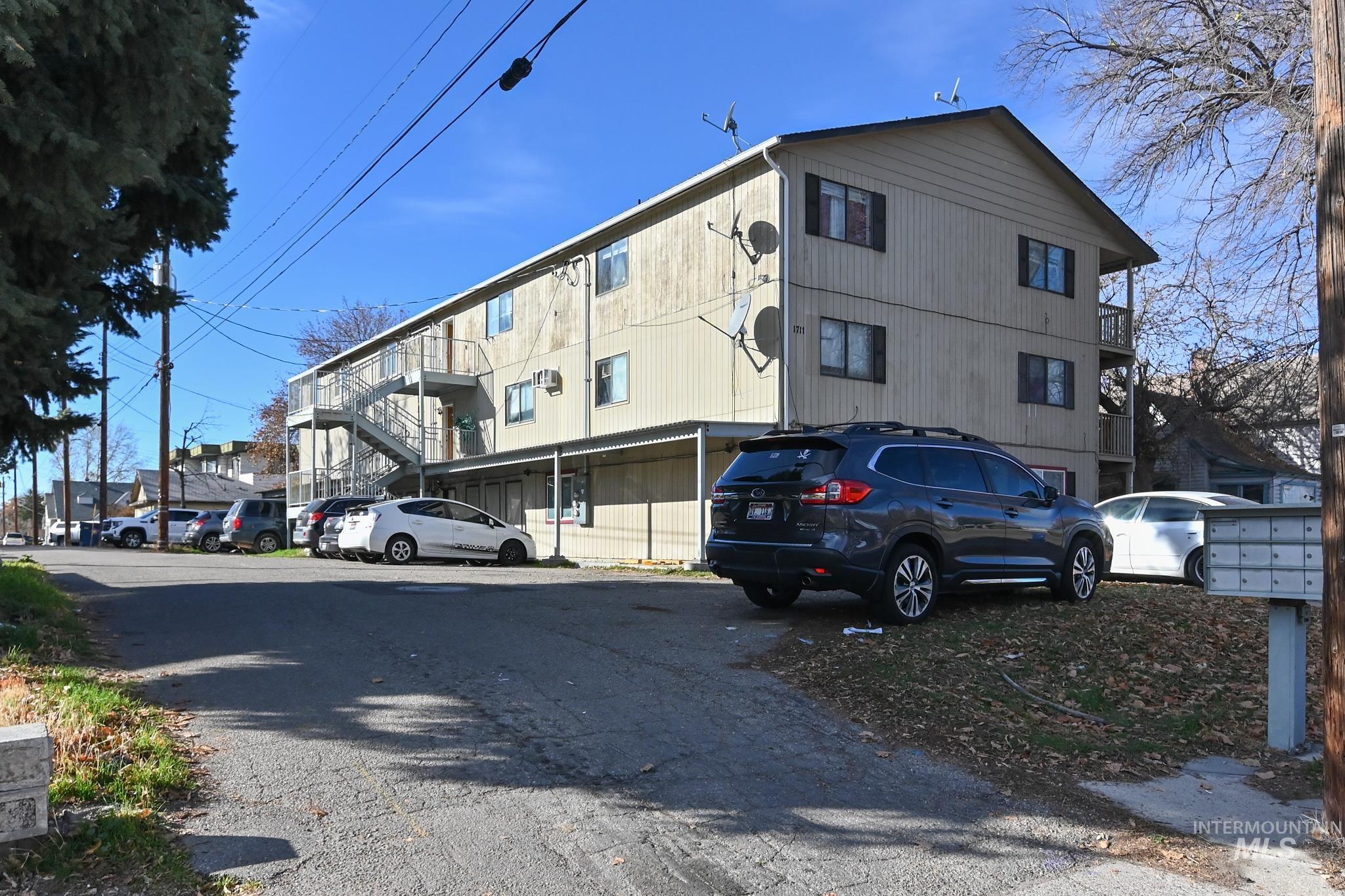1711 1st Street S., Unit 3 Property Photo 25
