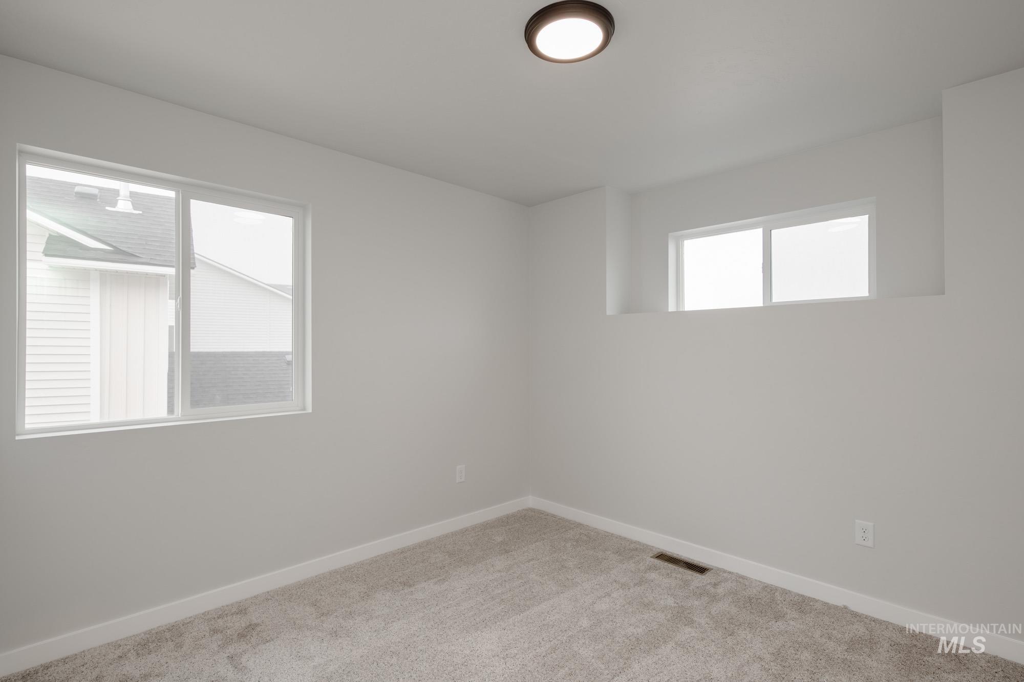 2502 W Fallon Lp Property Photo 13