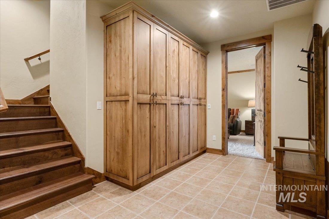 516 Whitewater Dr Property Photo 33