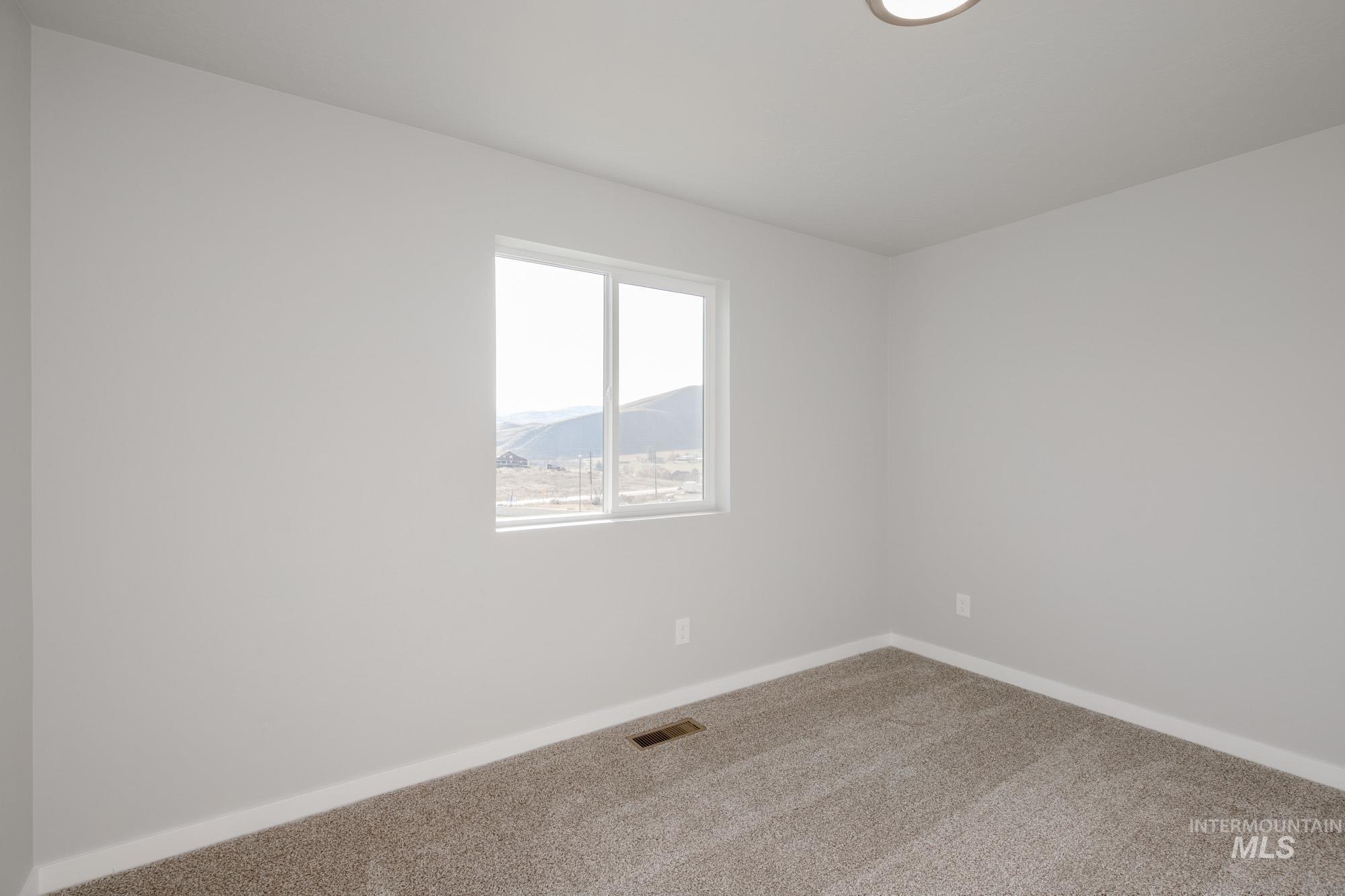 223 Moose St Property Photo 16