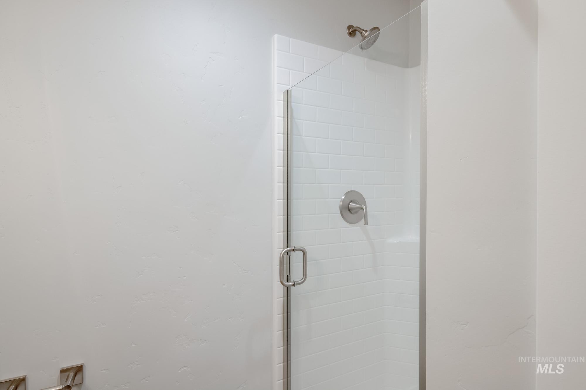 1494 Long Pond St Property Photo 16