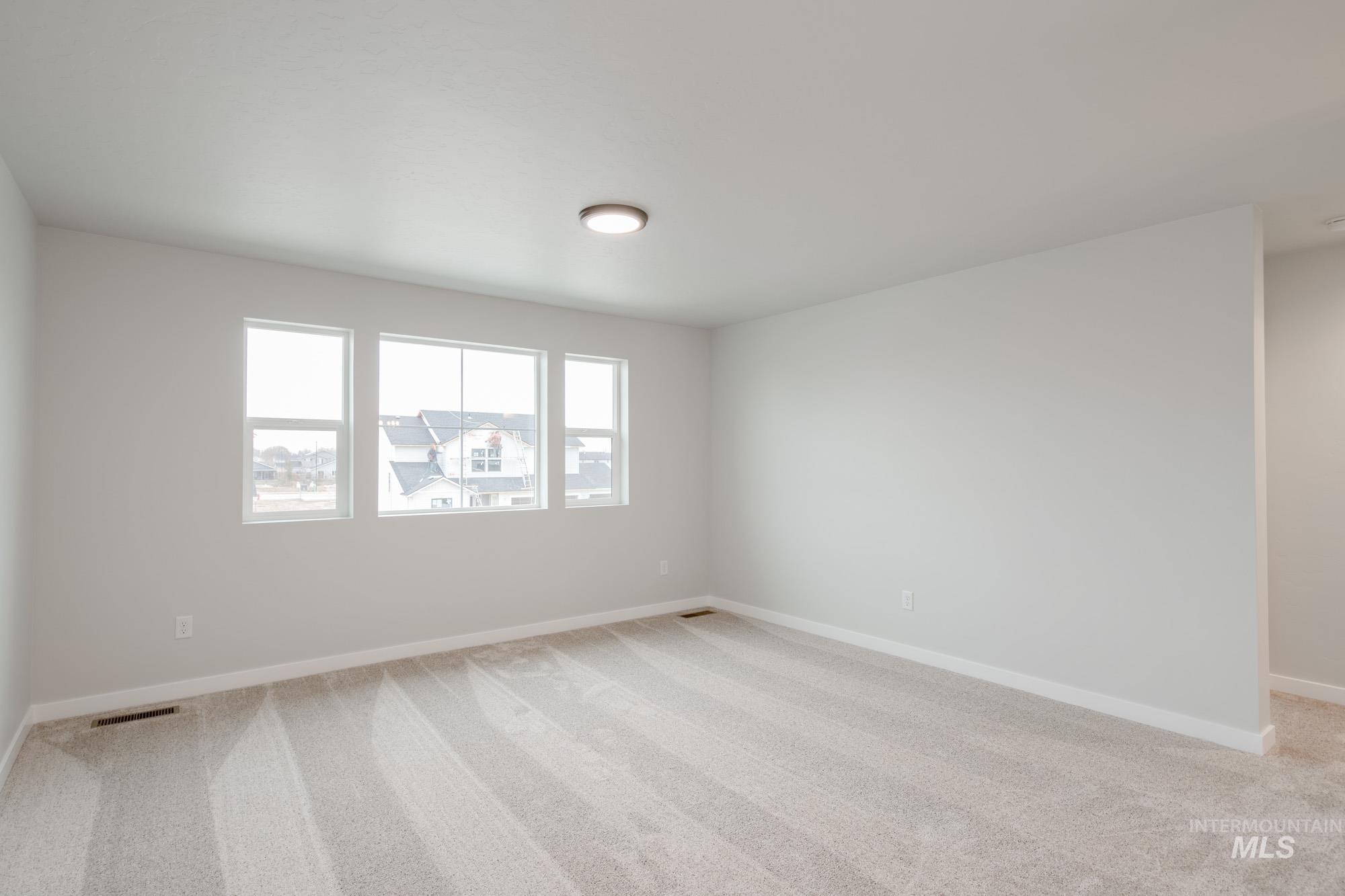 1494 Long Pond St Property Photo 19