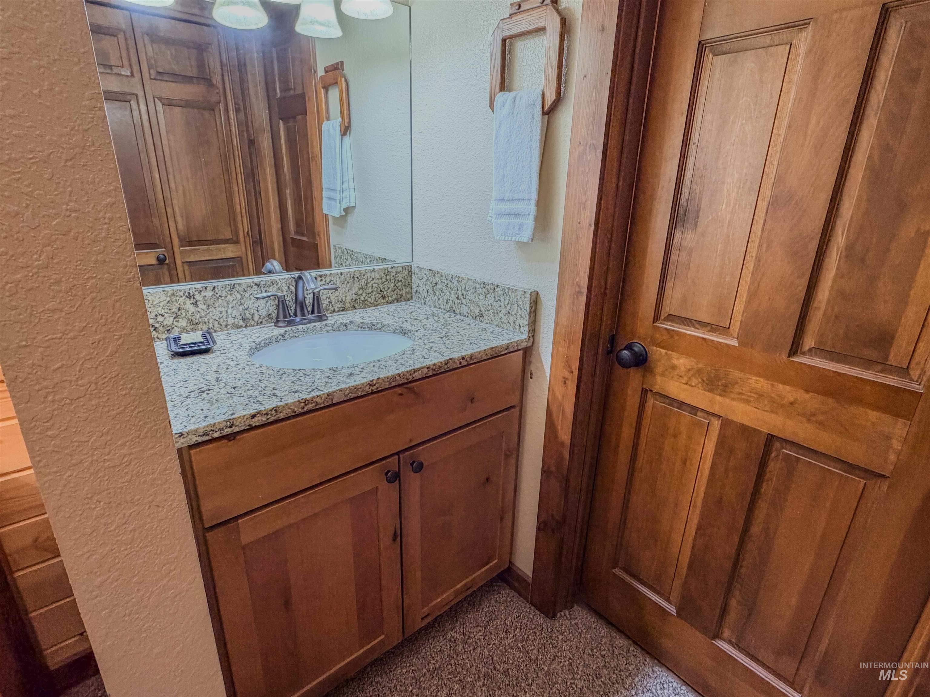 1607 Davis Ave Property Photo 15