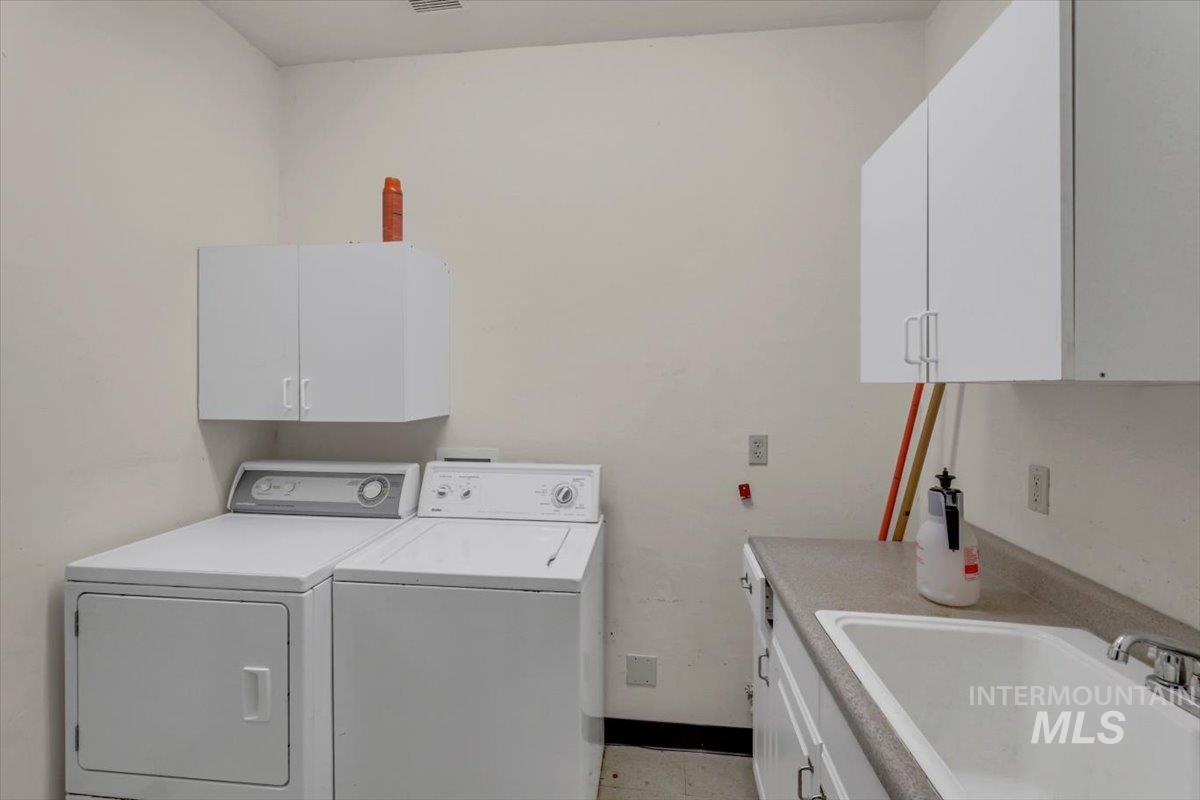 6732 W State Street Property Photo 12
