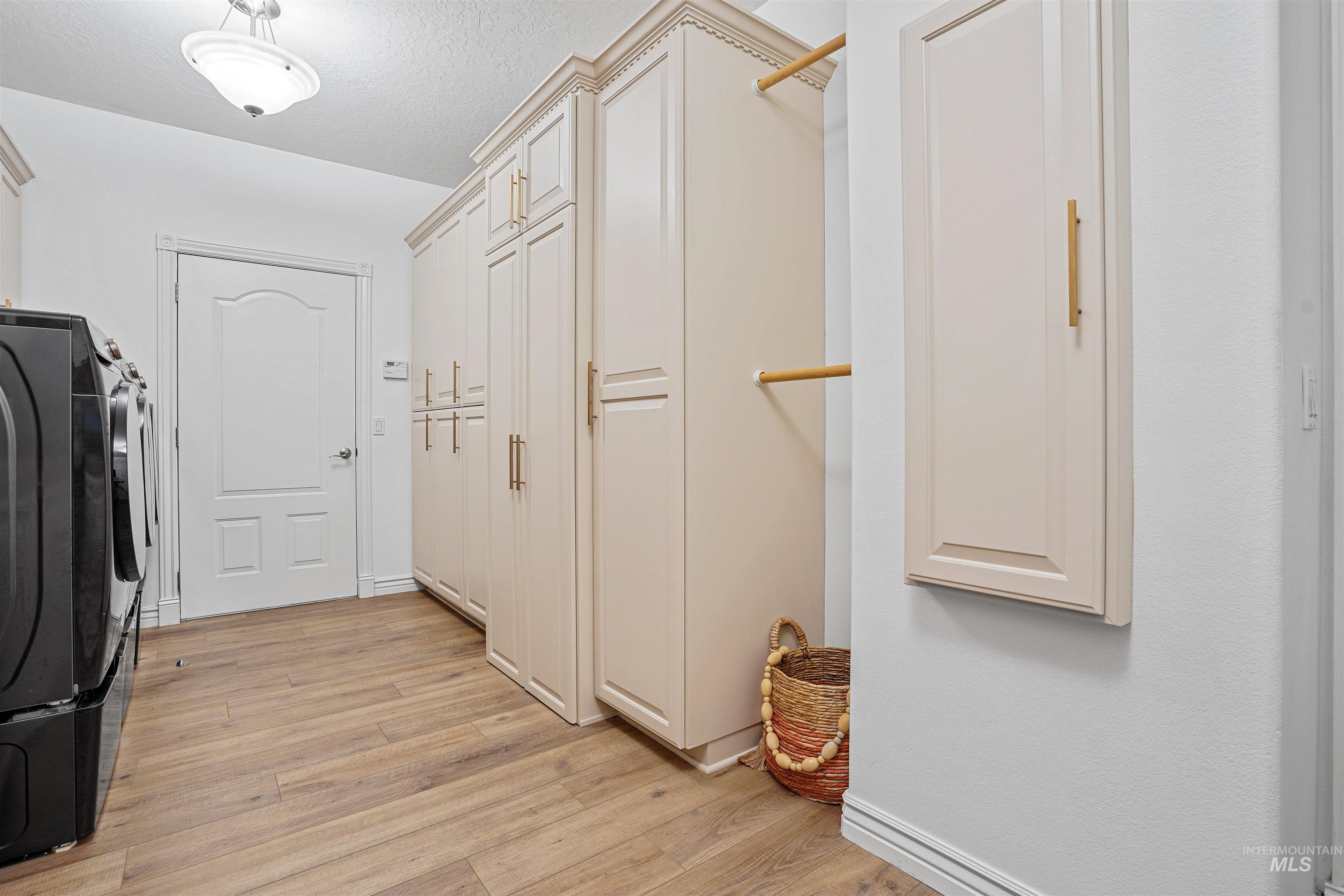 434 S 300 W Property Photo 18
