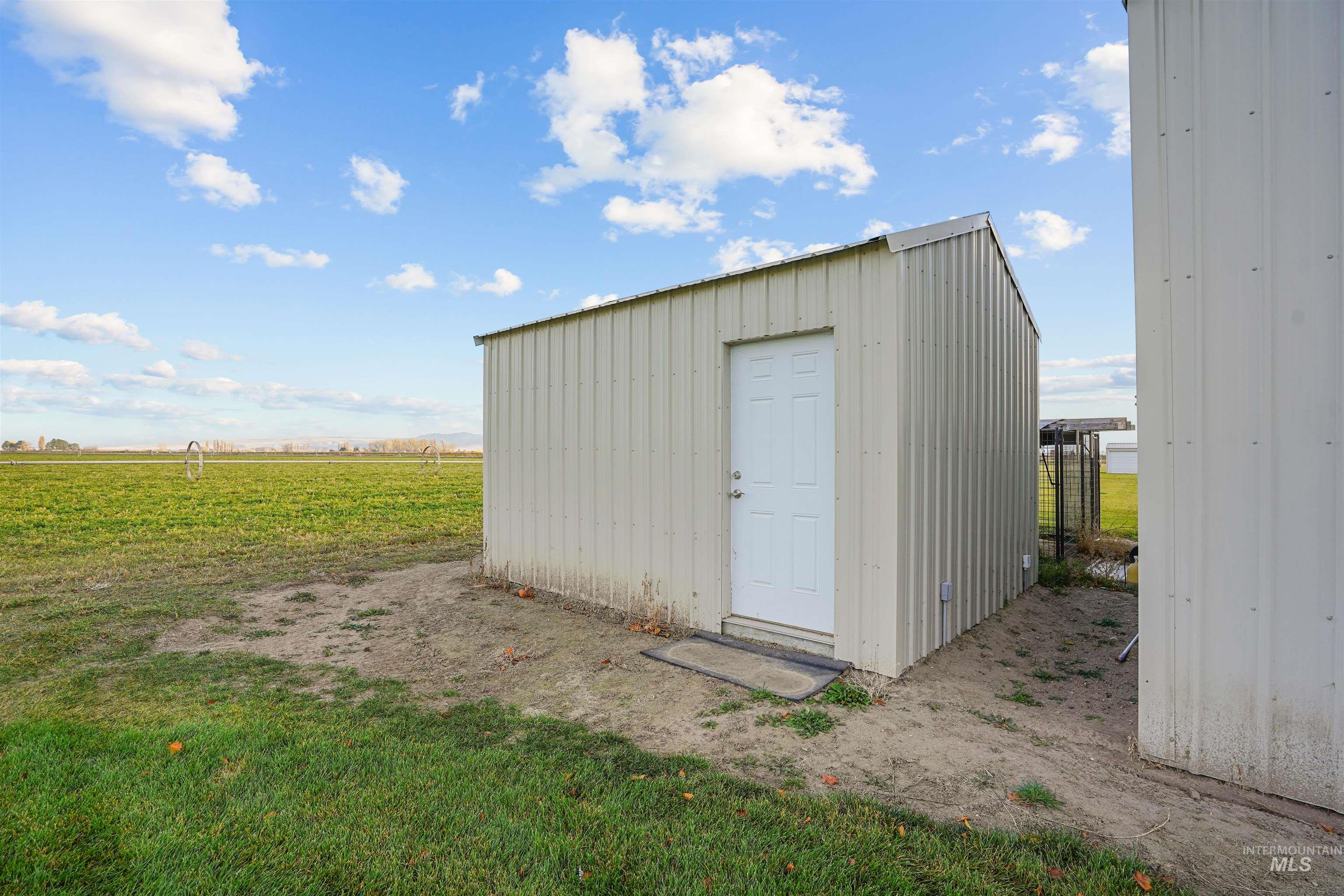 434 S 300 W Property Photo 43
