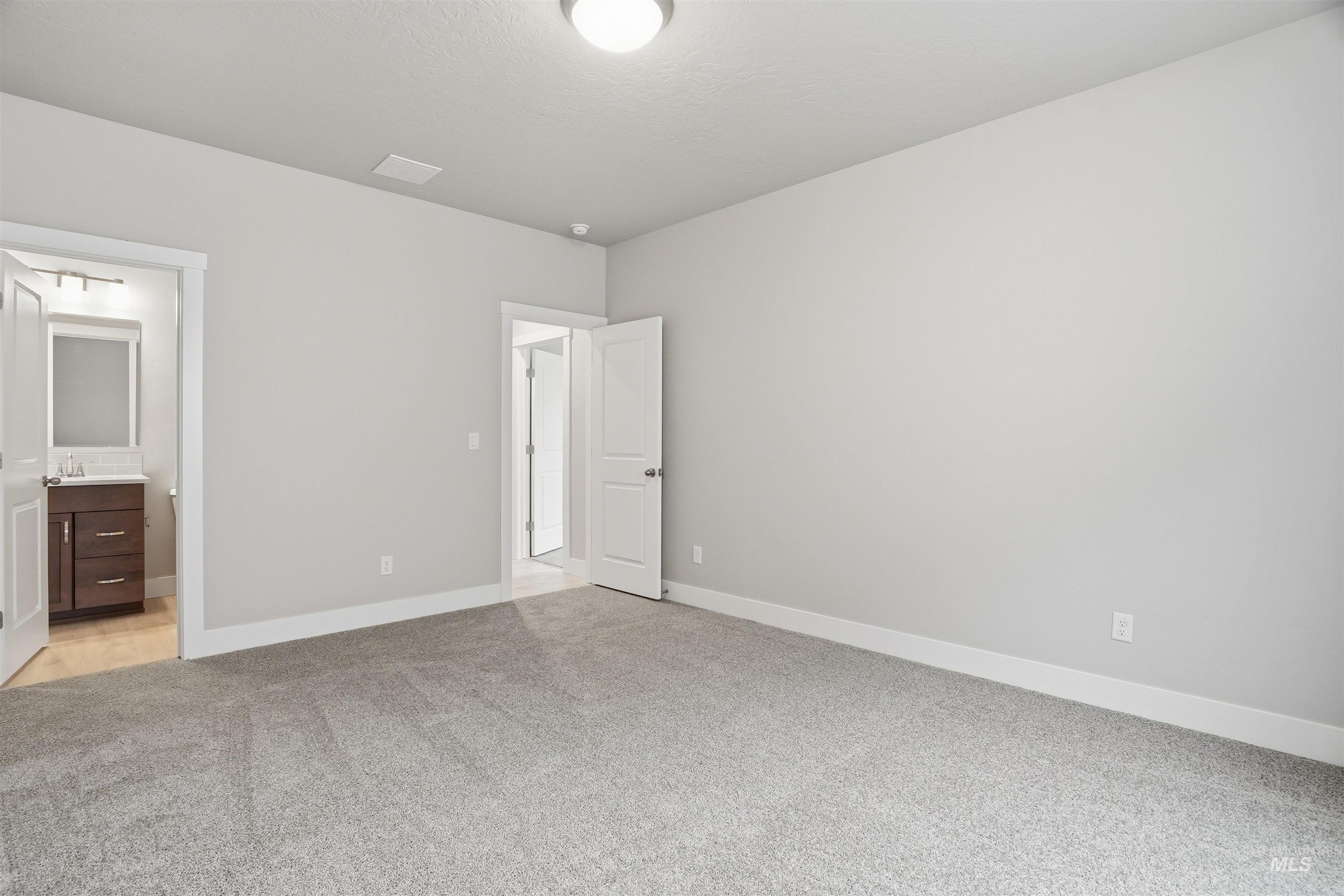 5877 W Sprig Dr Property Photo 32