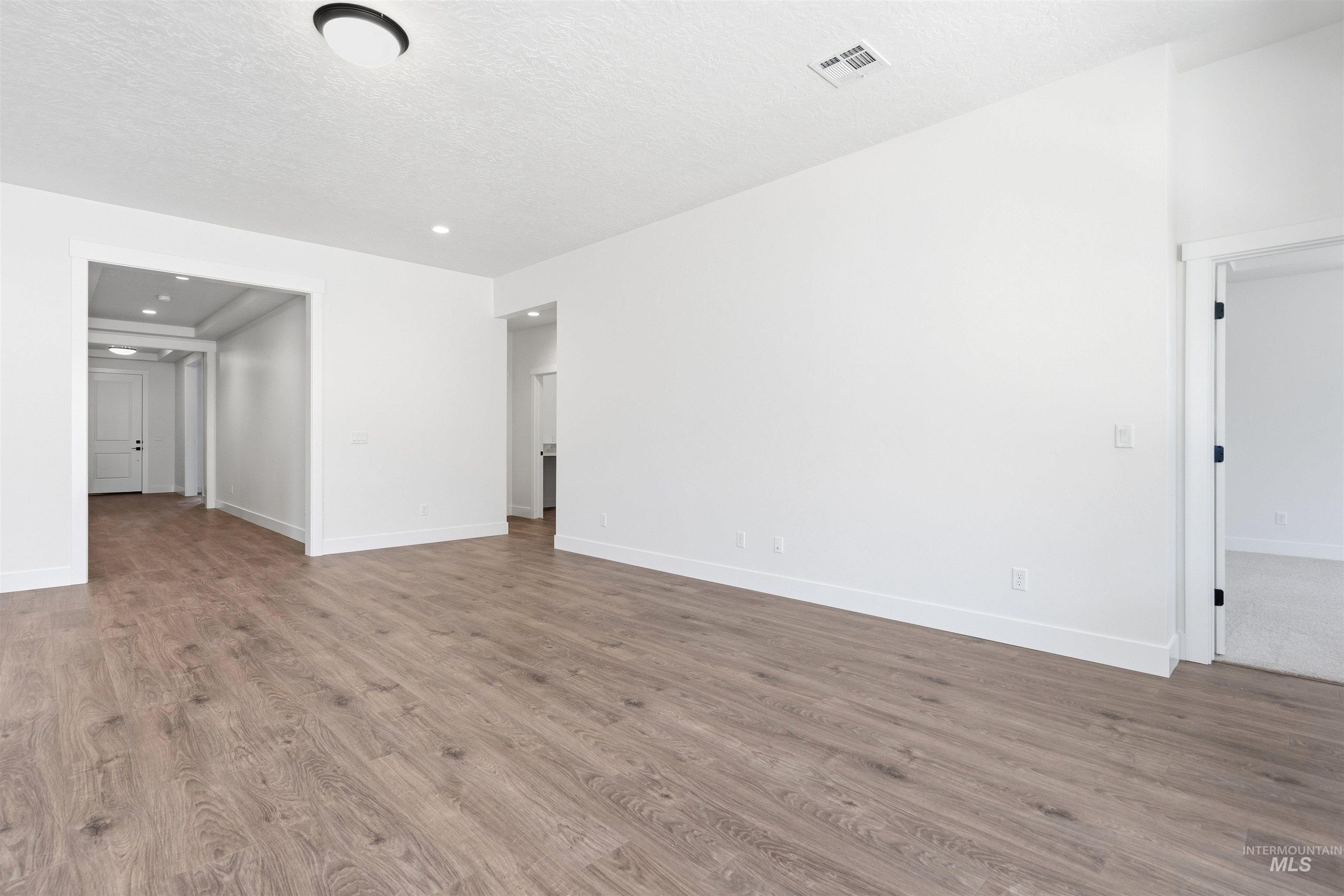 5702 N Chestnut Hill Way Property Photo 15