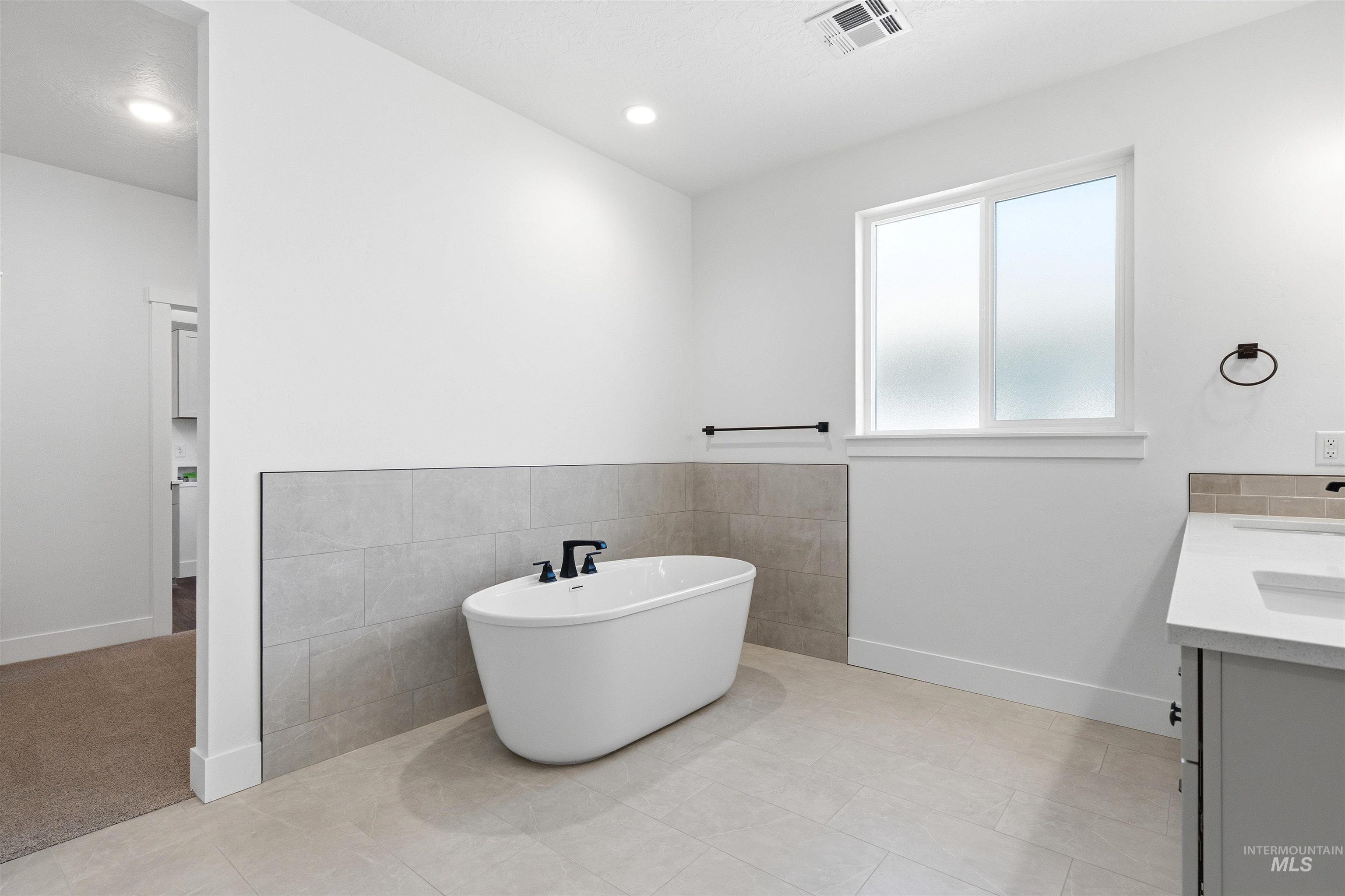 5702 N Chestnut Hill Way Property Photo 18