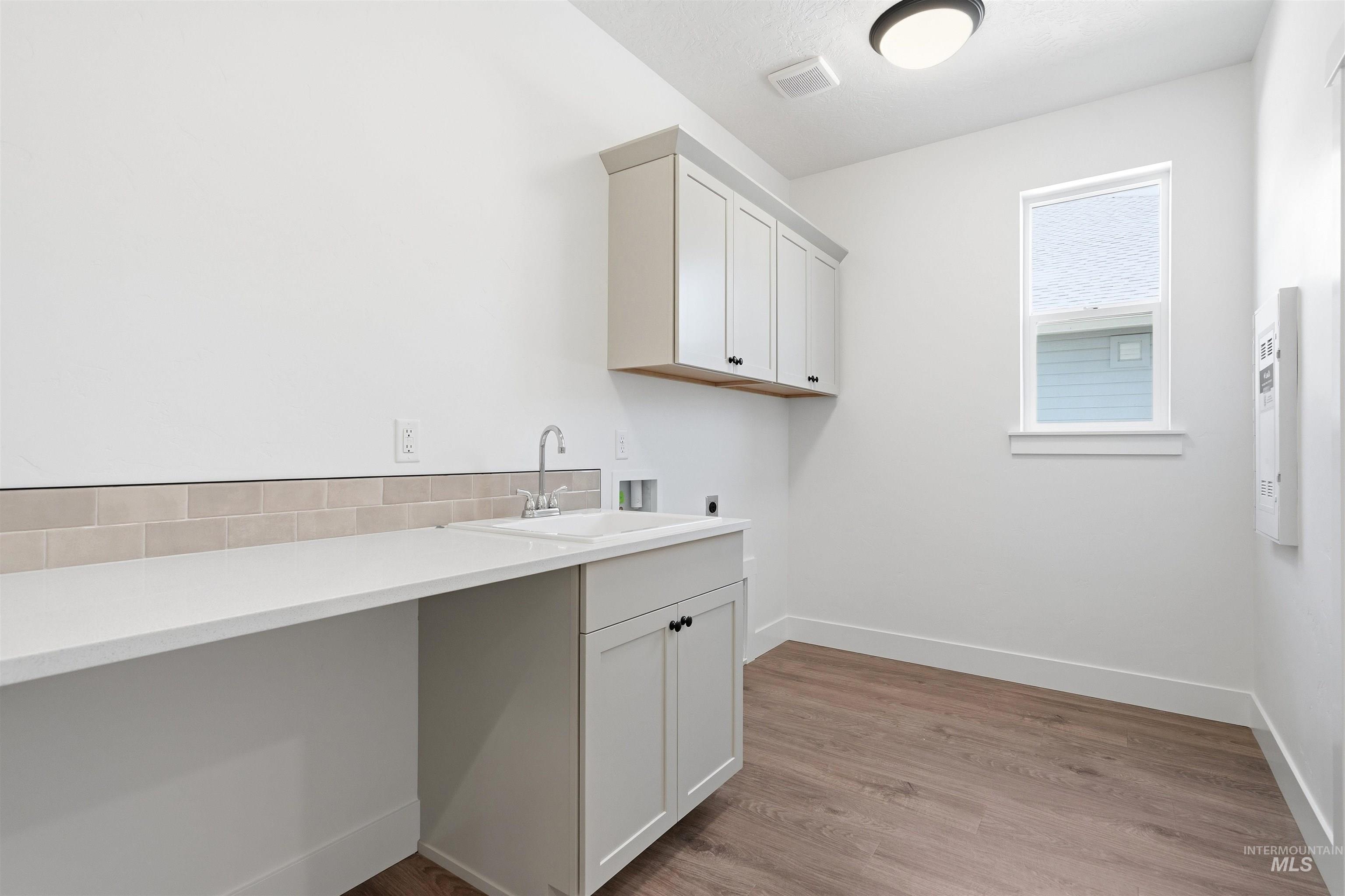 5702 N Chestnut Hill Way Property Photo 23