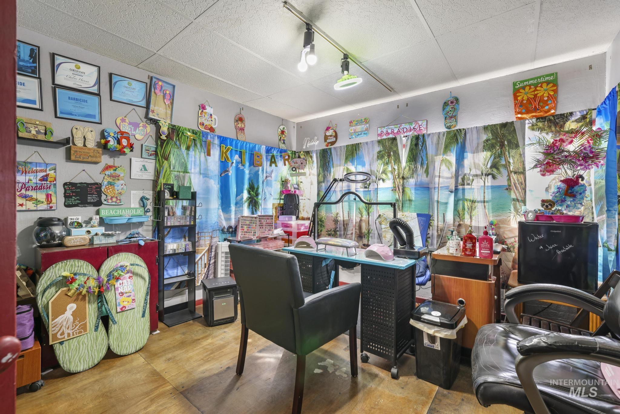 444 N Washington St Property Photo 8