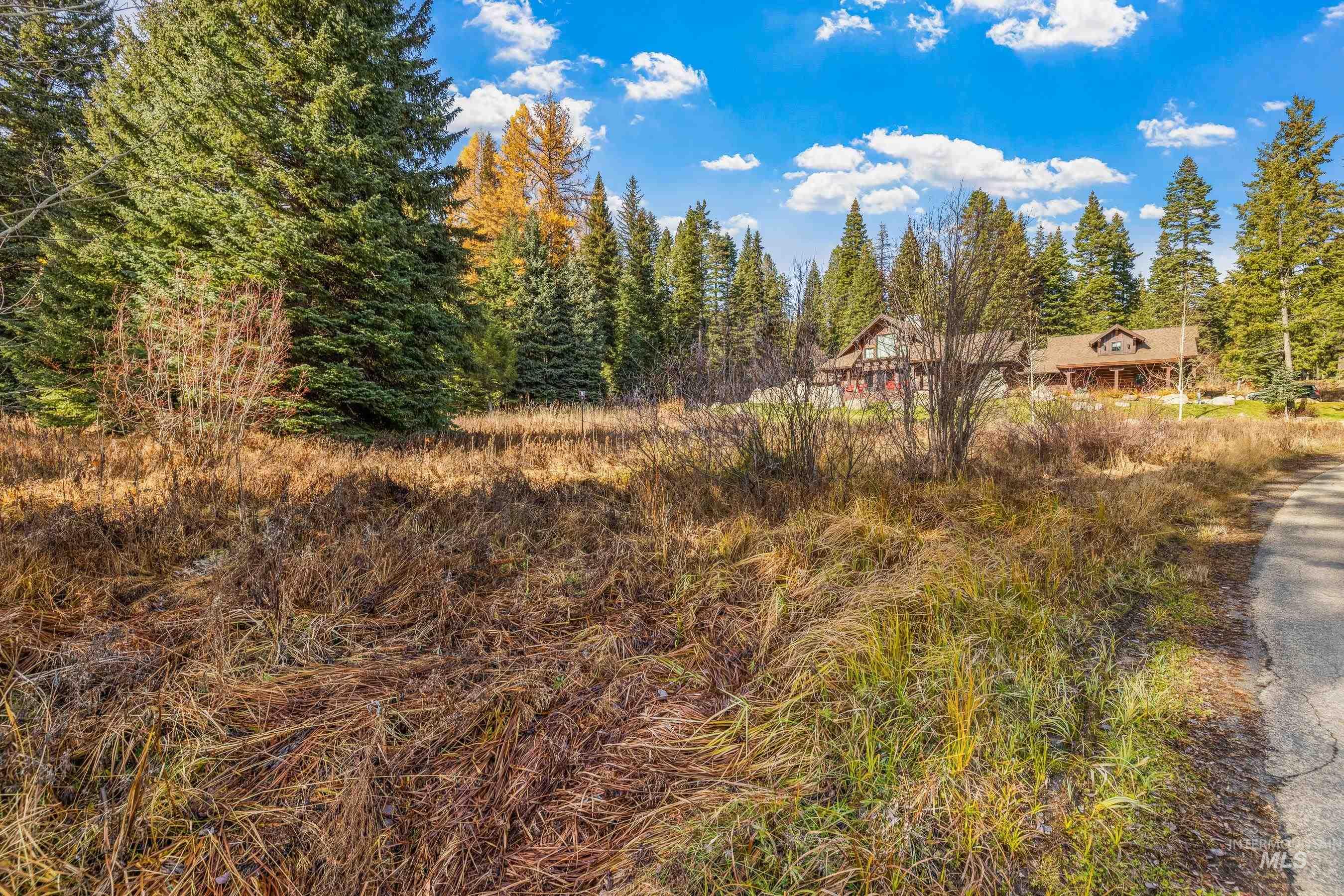141 Sugarloaf Property Photo 8
