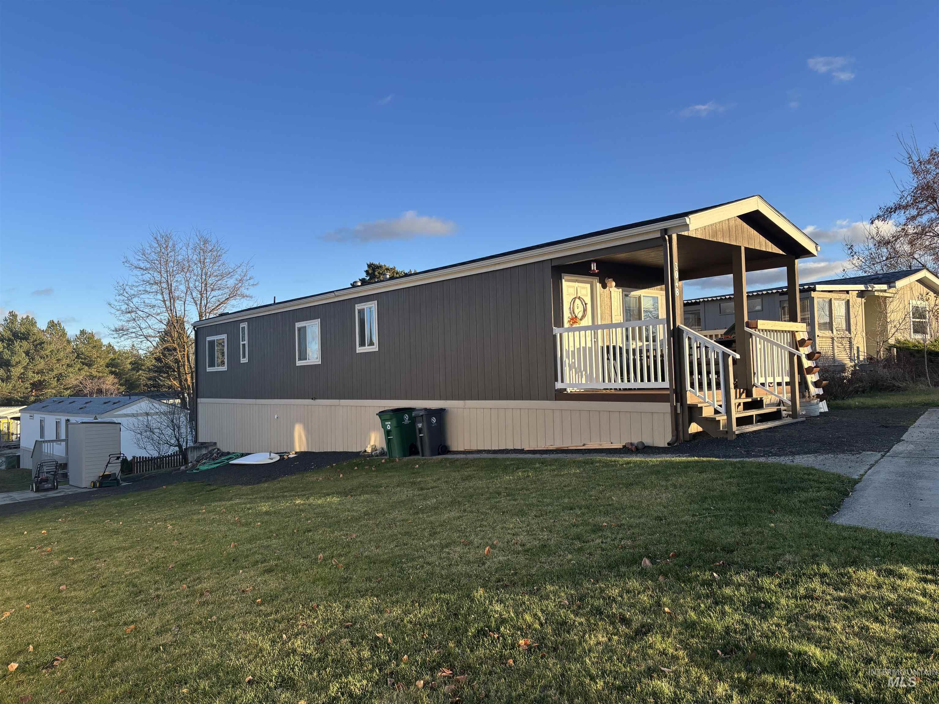 609 N Almon Property Photo 25