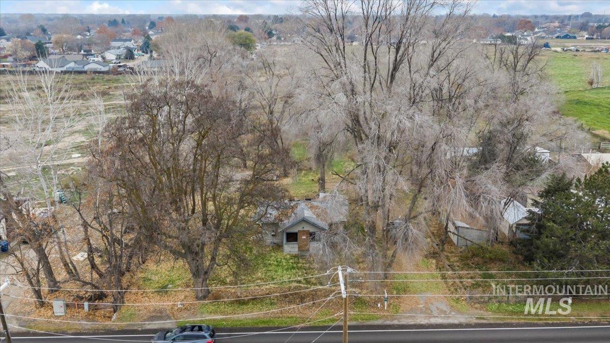 1111 Southside Blvd Property Photo 9