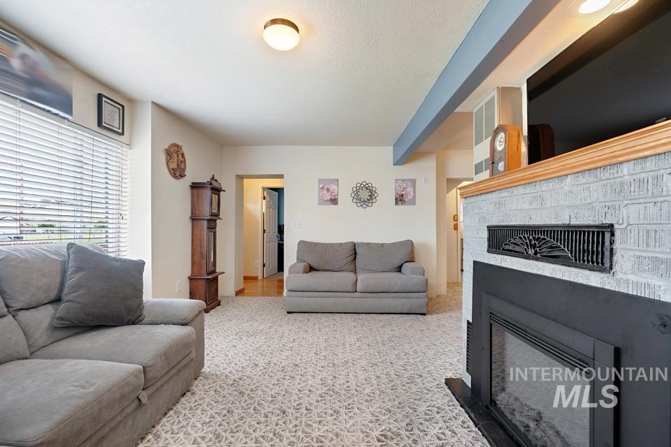 1015 E Park Property Photo 10