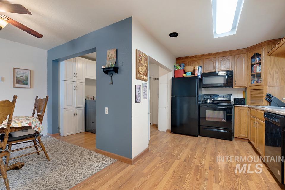 1015 E Park Property Photo 13