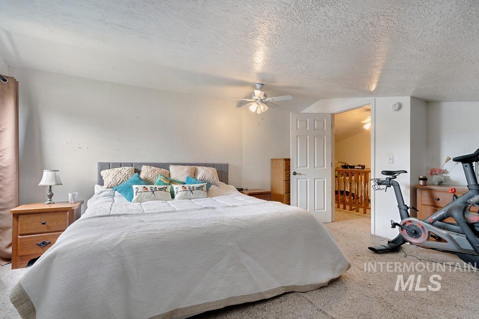 1015 E Park Property Photo 22