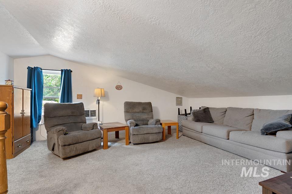 1015 E Park Property Photo 23