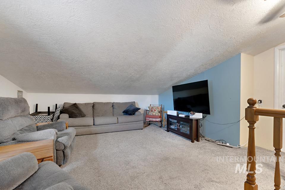 1015 E Park Property Photo 24
