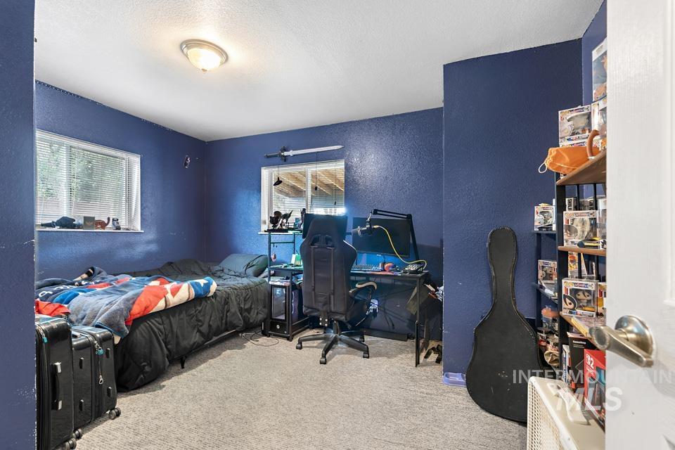 1015 E Park Property Photo 30