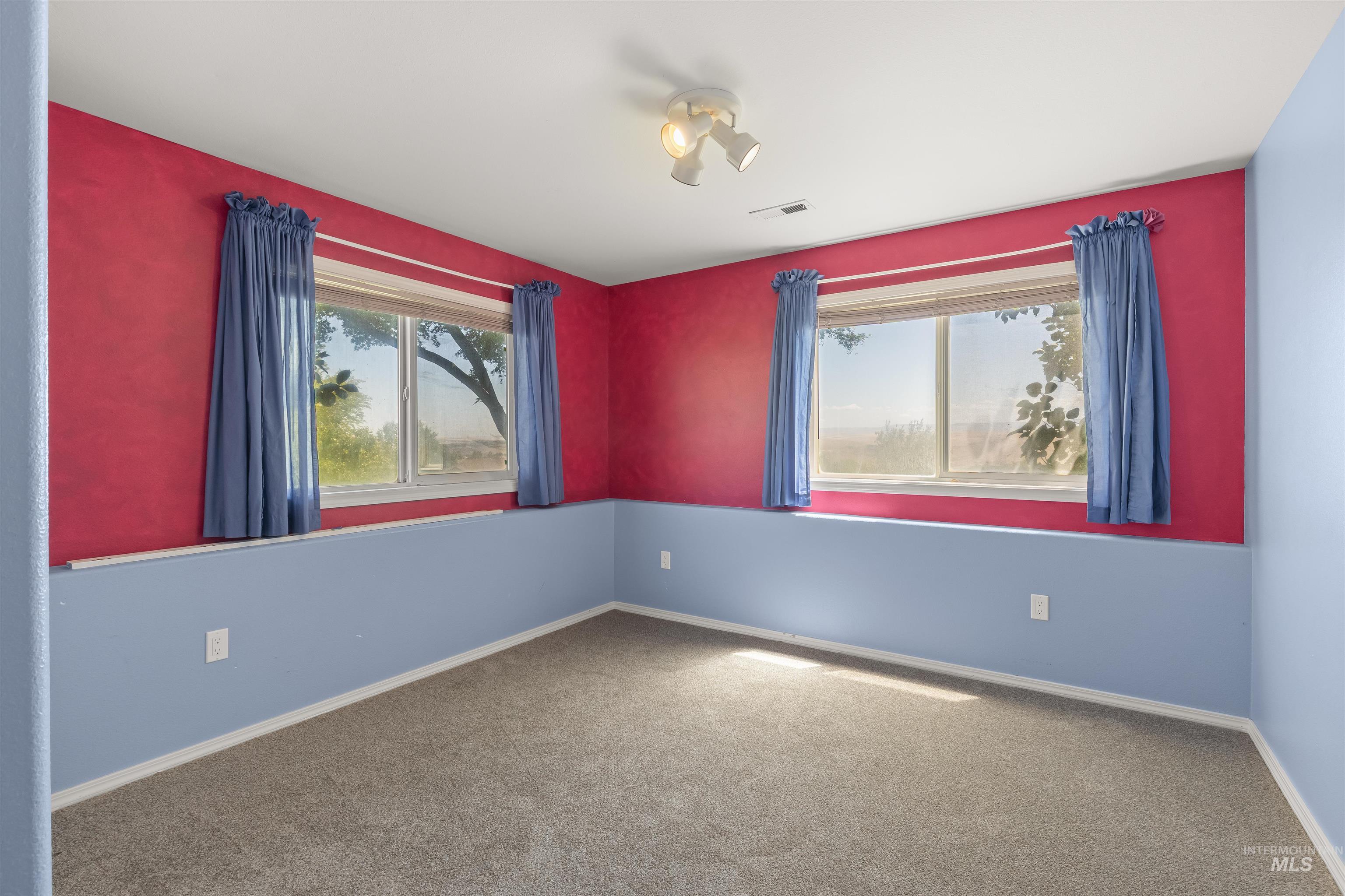 2995 Dove Drive Property Photo 32