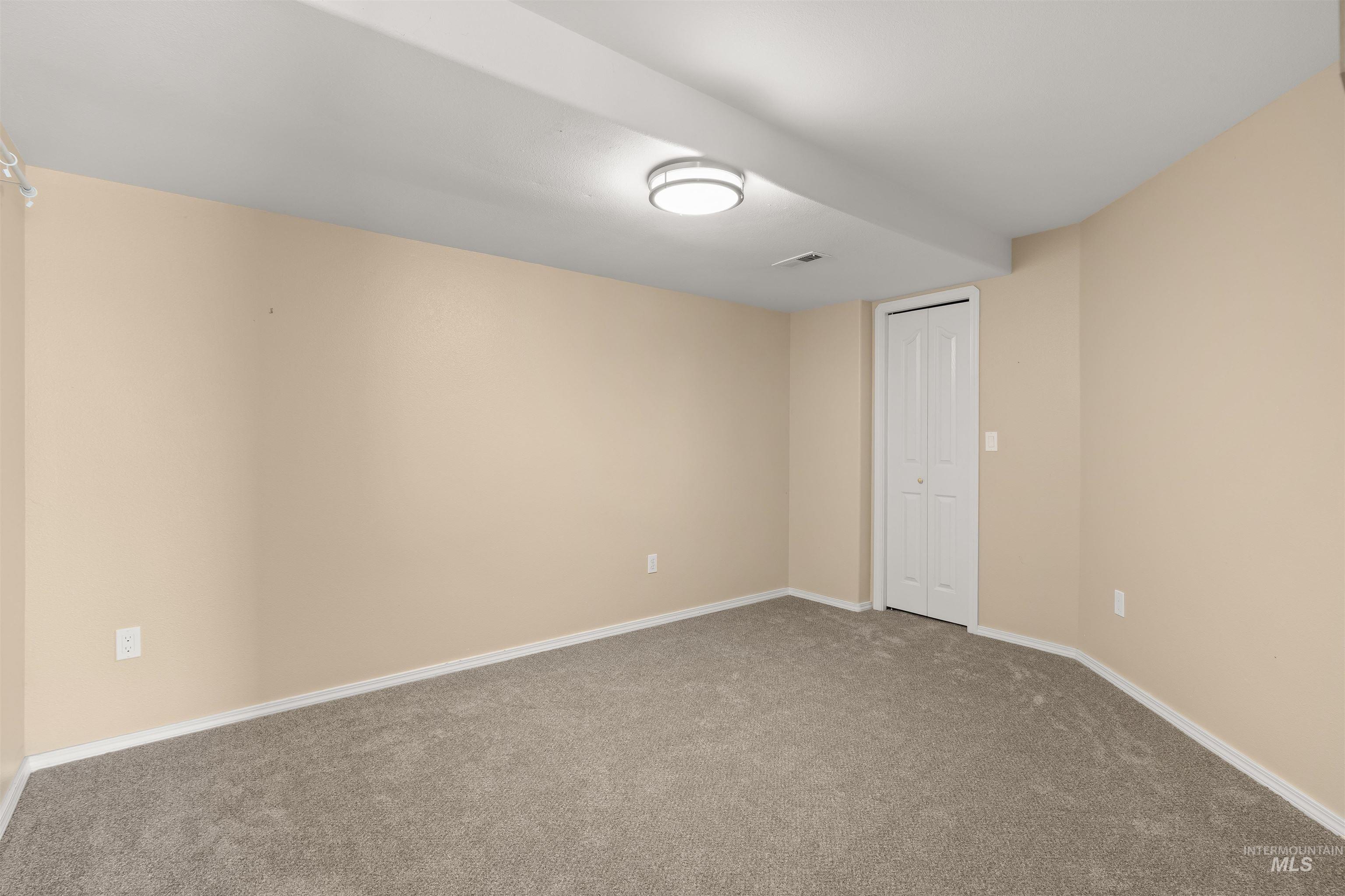 2995 Dove Drive Property Photo 33