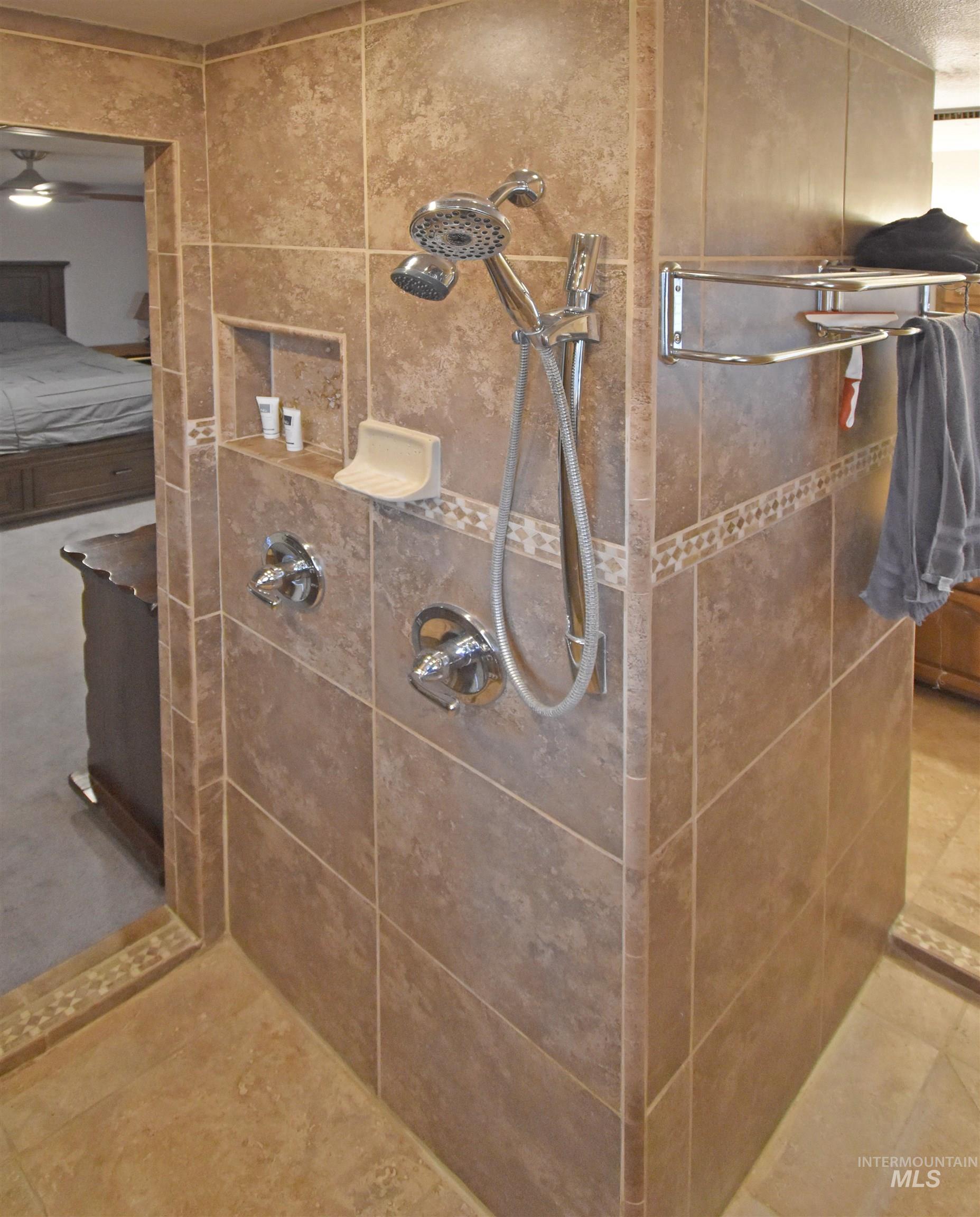 1045 Post Lane Property Photo 23